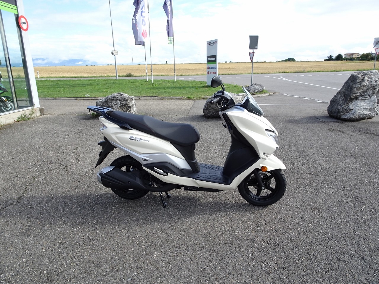 SUZUKI AN 125 EX Burgman Street-image-0