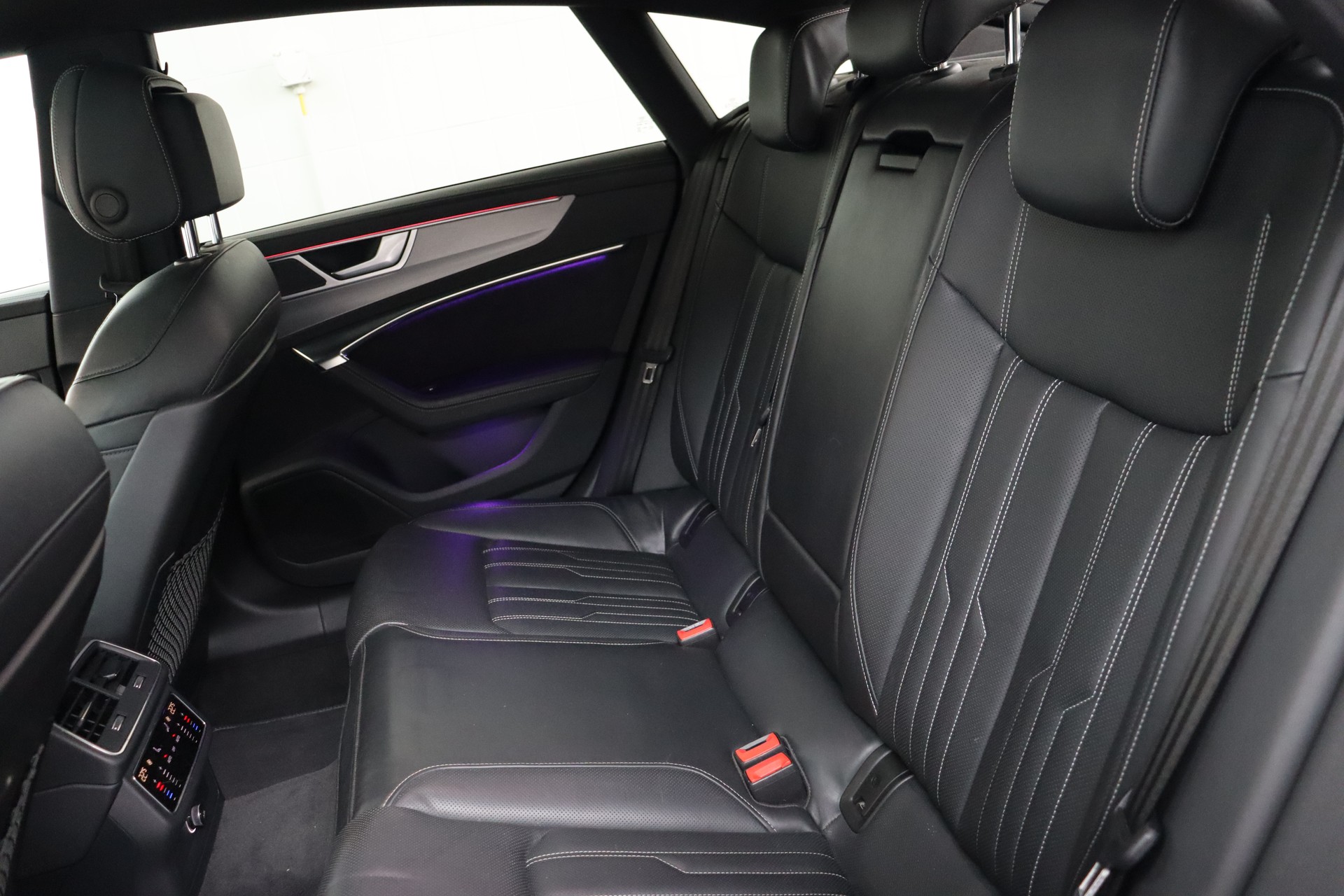 AUDI S7 Sportback TDI quattro S-tronic-image-14