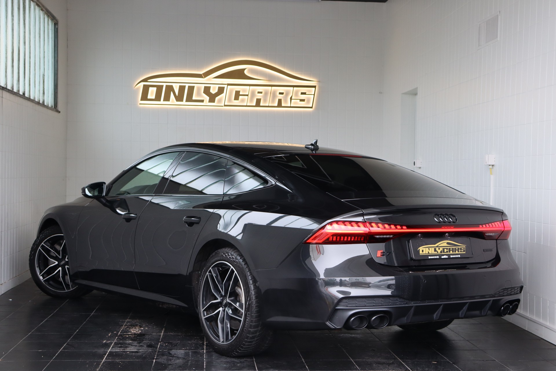 AUDI S7 Sportback TDI quattro S-tronic-image-7