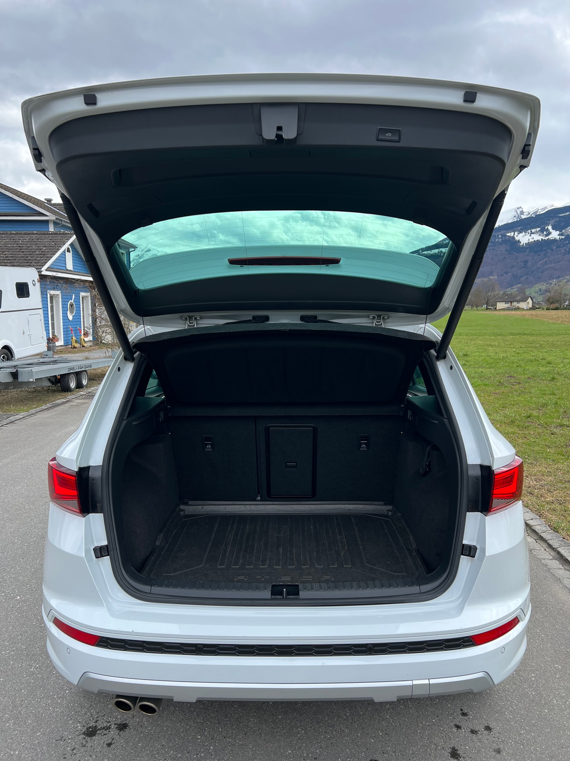 SEAT Ateca 1.5TSI EVO FR 4Drive 4x4 DSG (CHF 319.60/Monat)-image-5