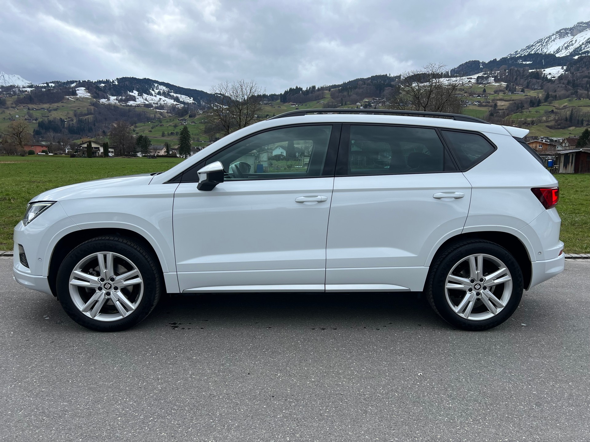 SEAT Ateca 1.5TSI EVO FR 4Drive 4x4 DSG (CHF 319.60/Monat)-image-2