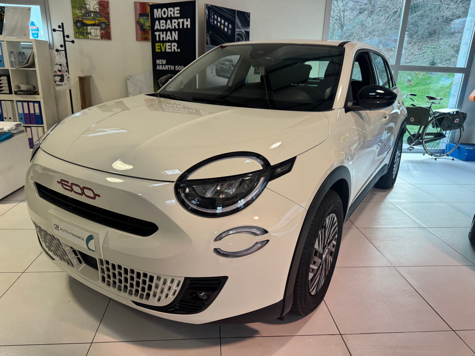 FIAT 600e Red-image-3