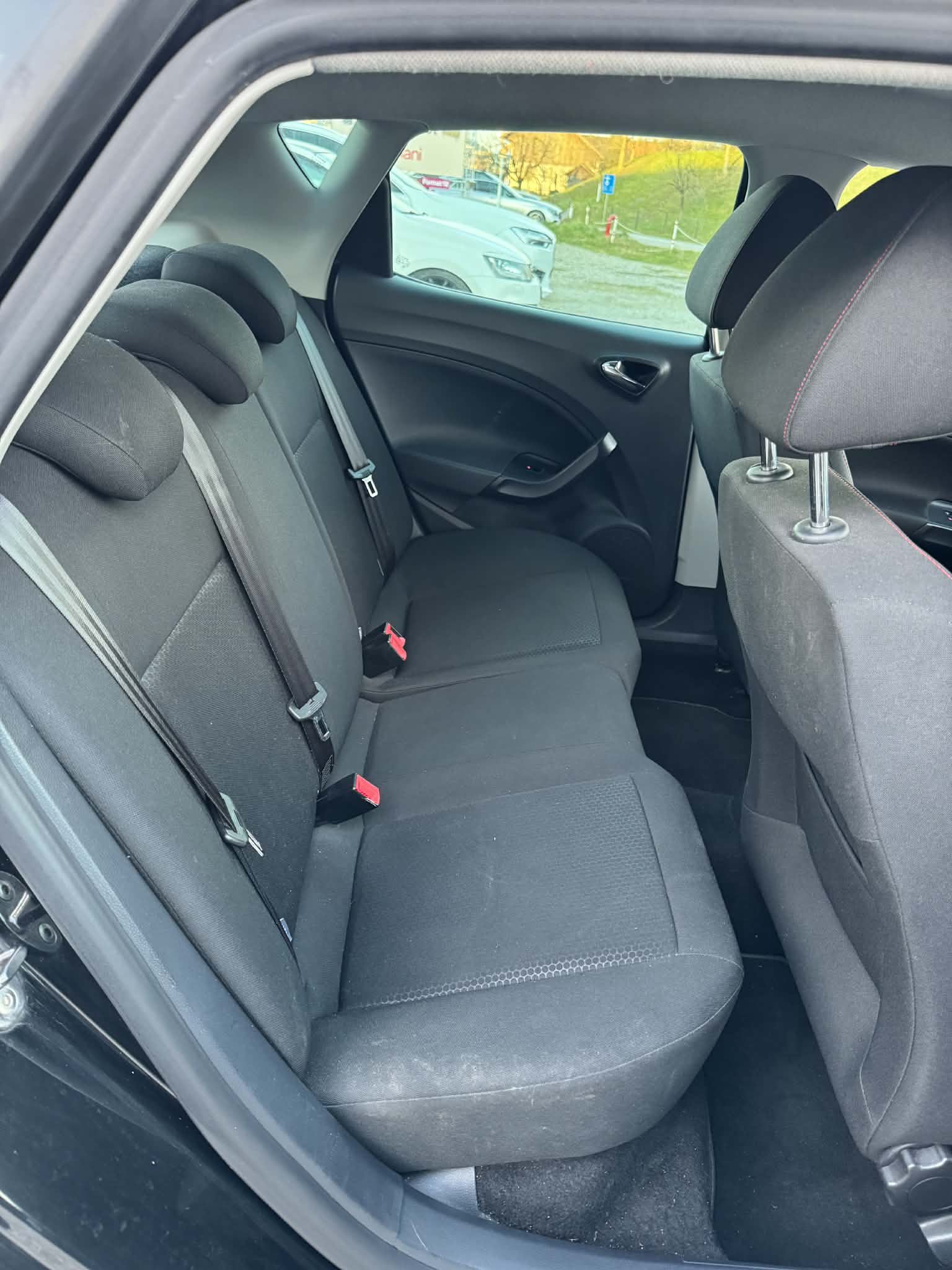 SEAT Ibiza 1.2 TSI FR Stopp-Start-image-5