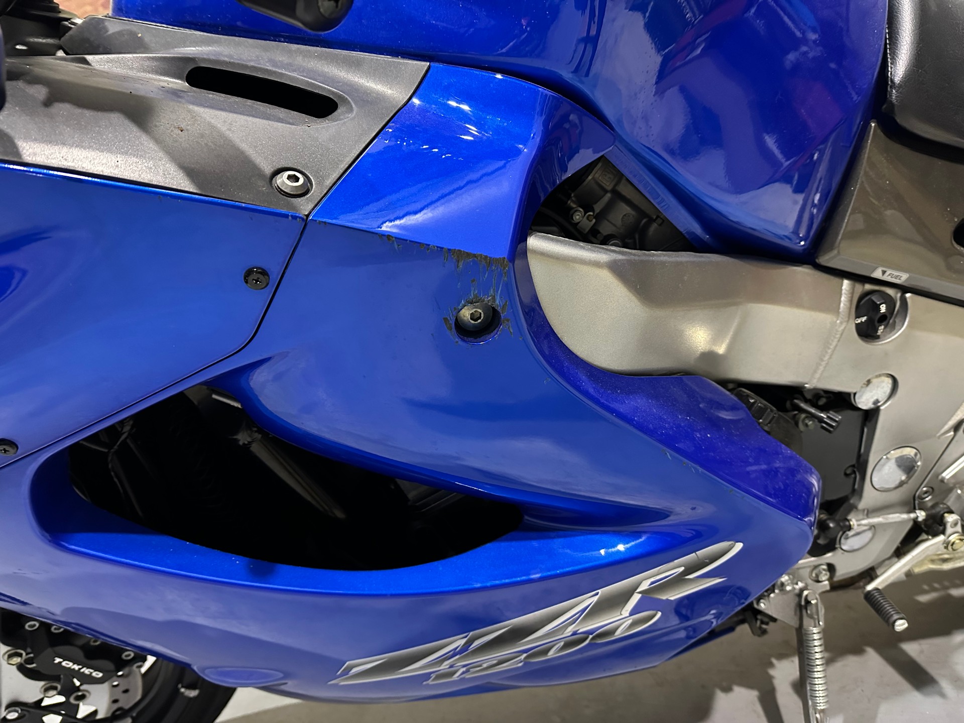 KAWASAKI ZZ-R 1200-image-9