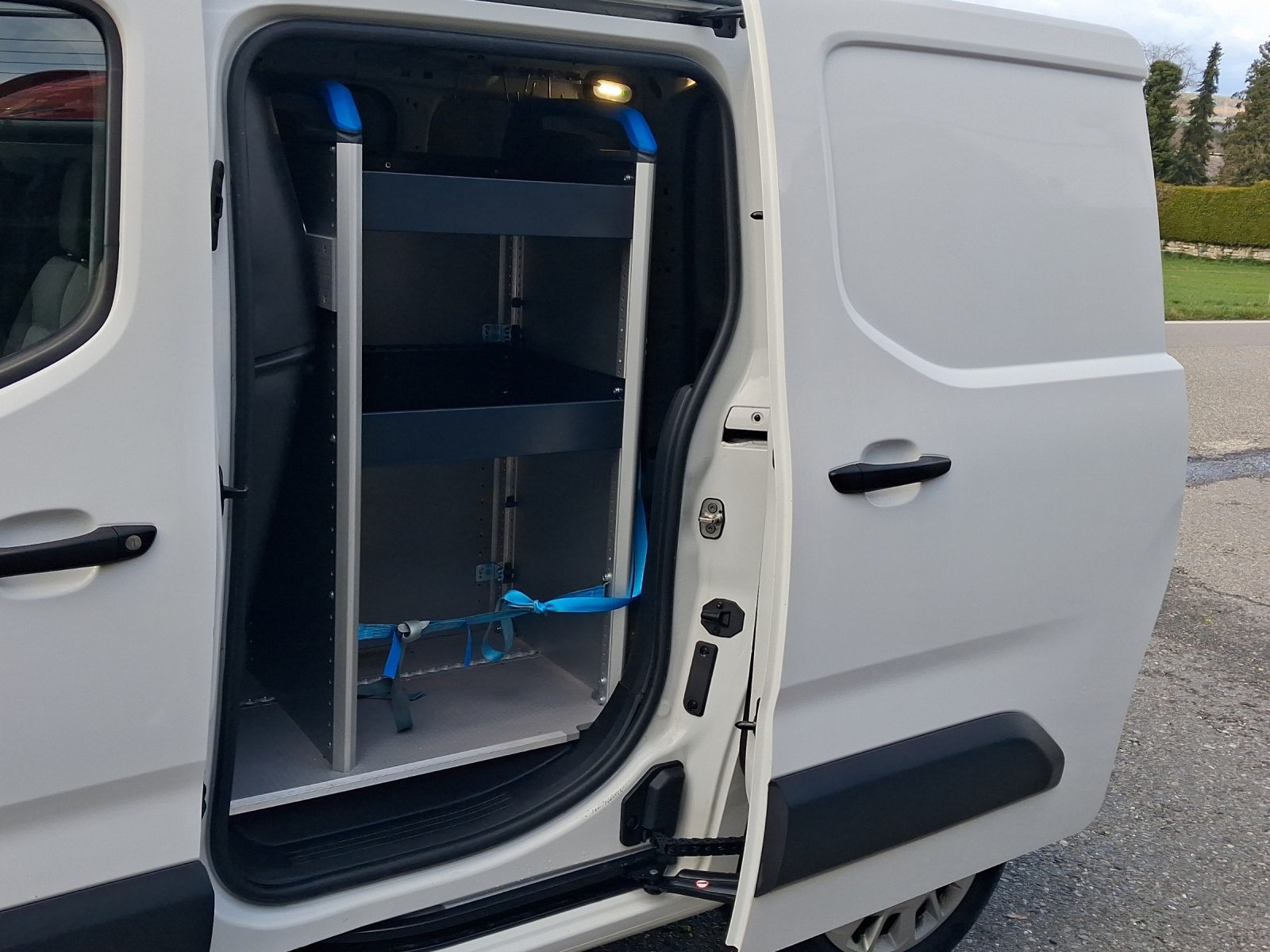 OPEL Combo Cargo 2.4 t 1.5 D Enjoy S/S-image-7