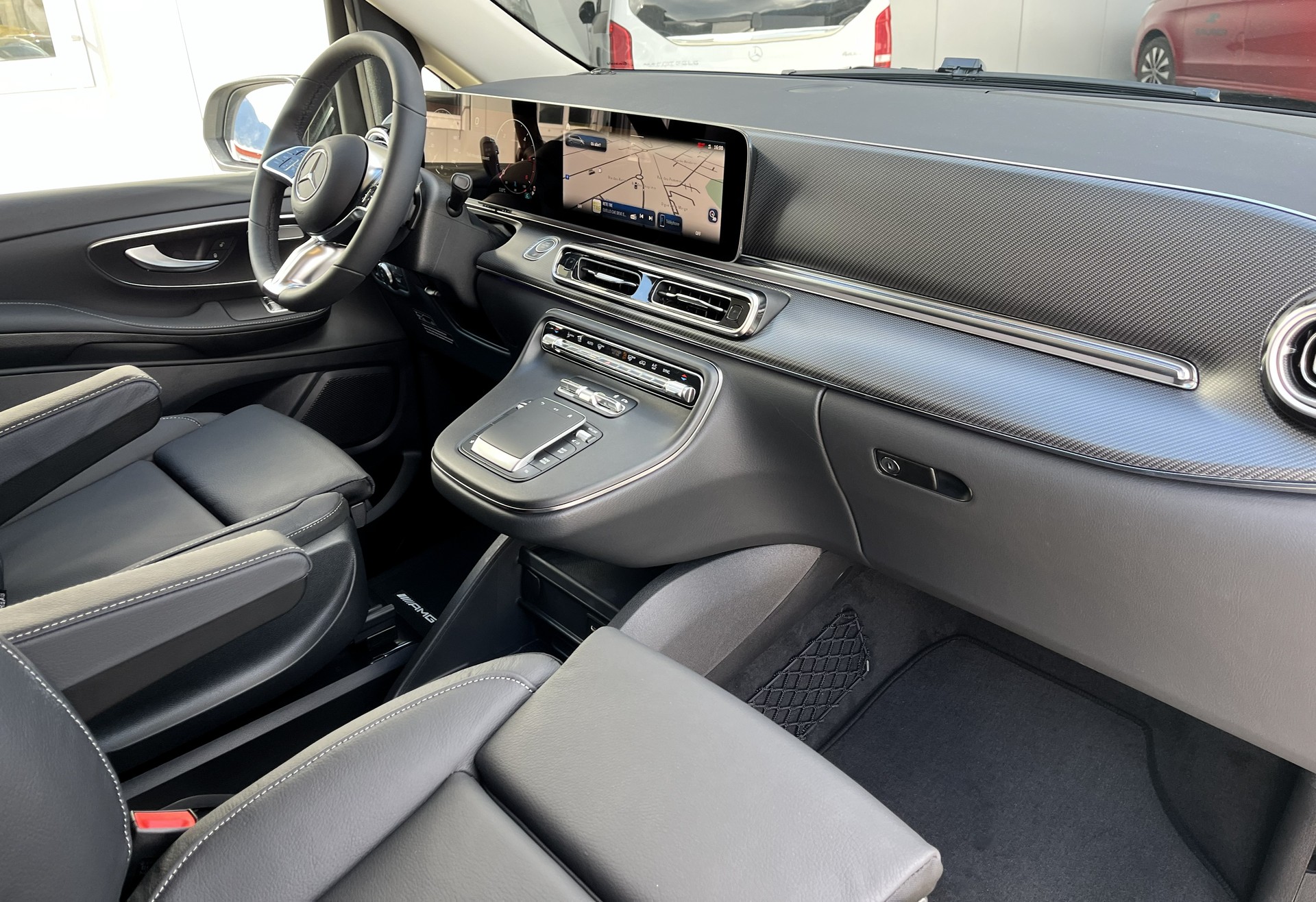 MERCEDES-BENZ Marco Polo 300 d 4M Automat-image-10