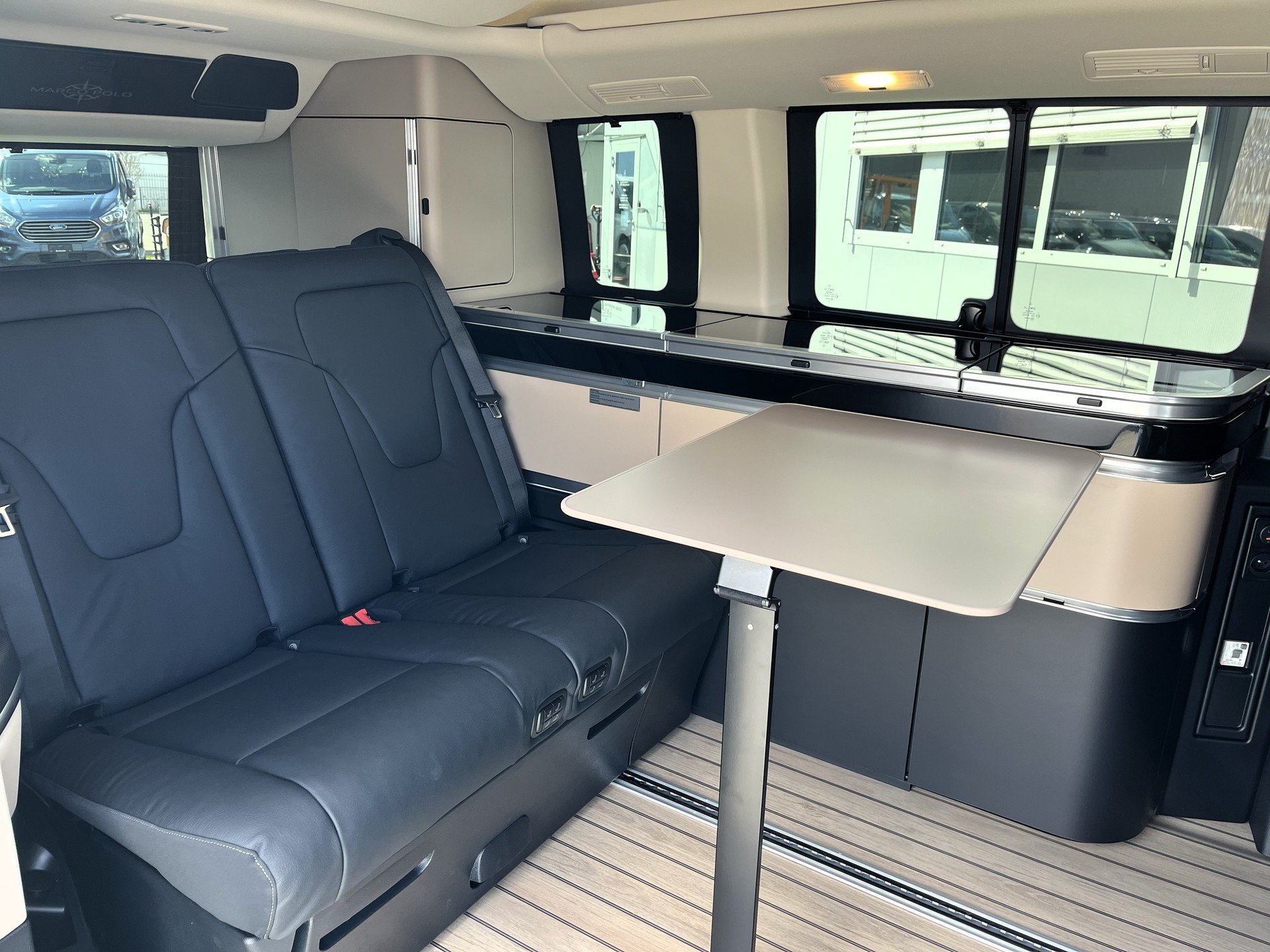MERCEDES-BENZ Marco Polo 300 d 4M Automat-image-16
