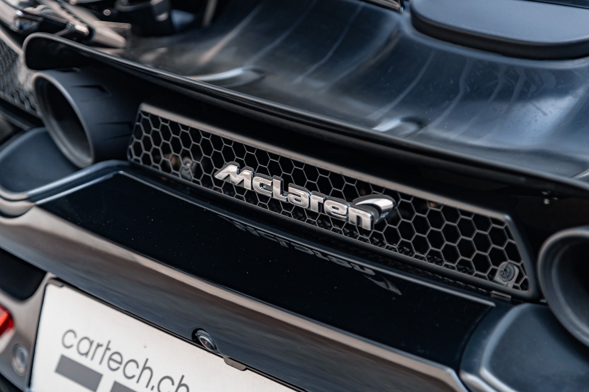 McLAREN 720S Coupé Performance 4.0 V8 SSG-image-8