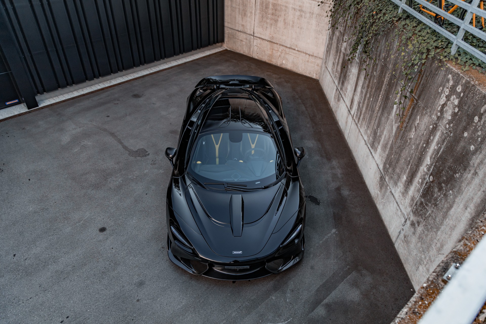 McLAREN 720S Coupé Performance 4.0 V8 SSG-showroom-element-3
