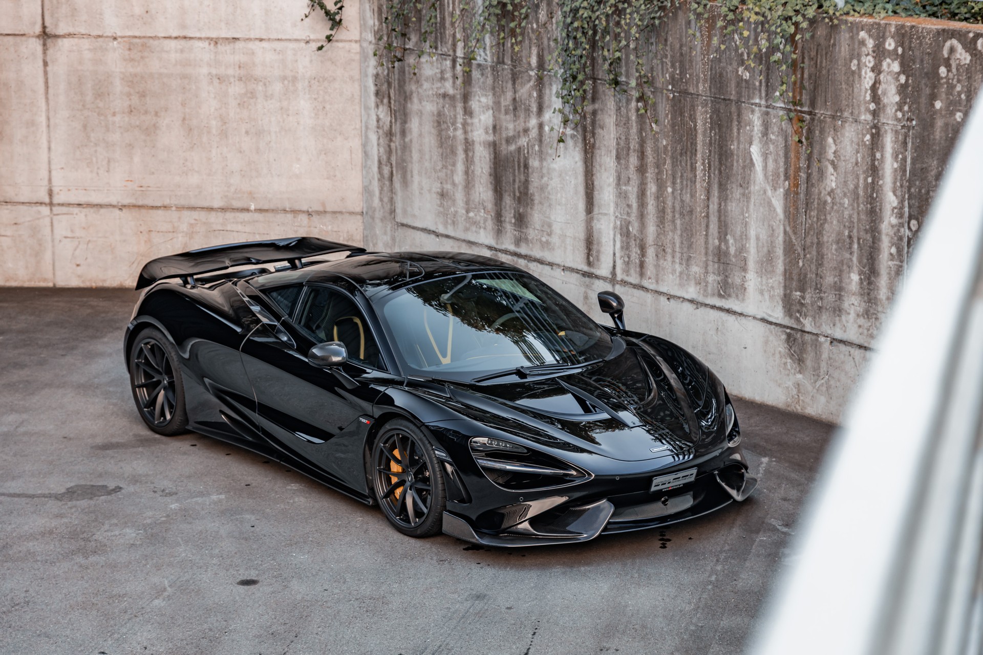 McLAREN 720S Coupé Performance 4.0 V8 SSG-showroom-element-1