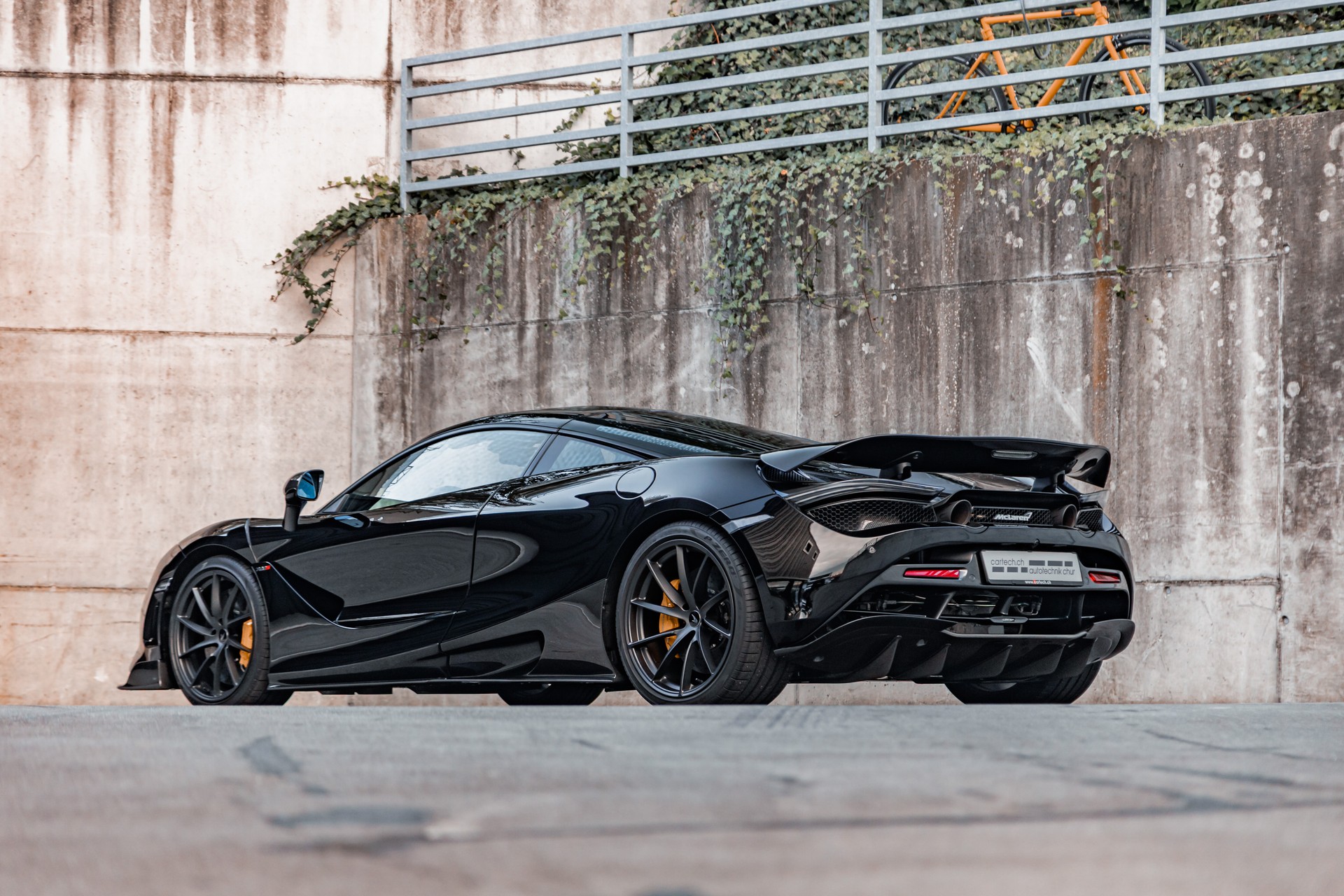 McLAREN 720S Coupé Performance 4.0 V8 SSG-image-16