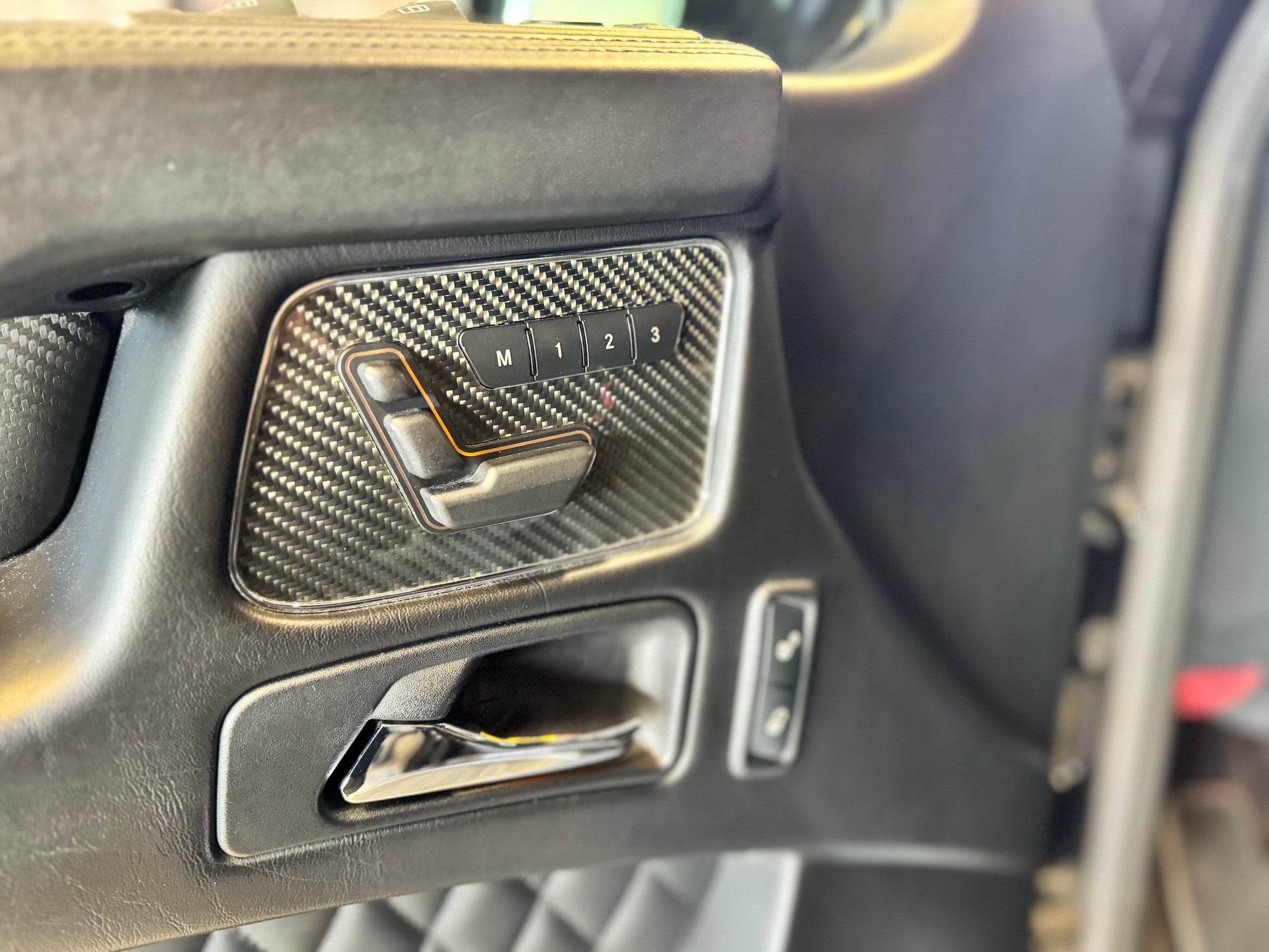 MERCEDES-BENZ G 63 AMG Exclusive Edition Speedsh. Plus 7G-Tronic-image-14