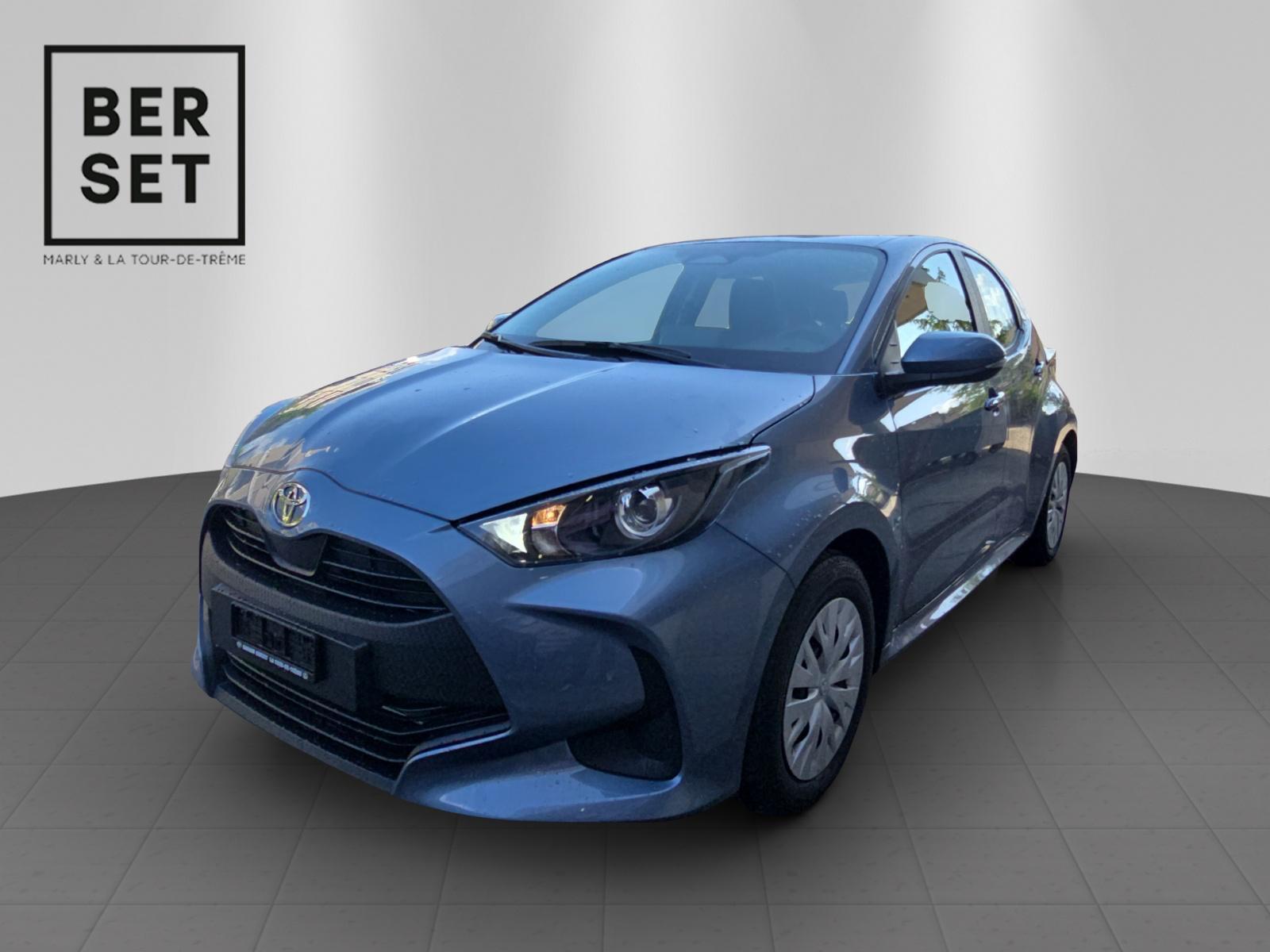 TOYOTA Yaris 1.5 VVT-i HSD Comfort