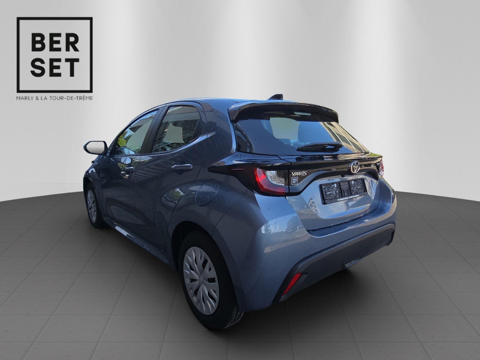 TOYOTA Yaris 1.5 VVT-i HSD Comfort-showroom-element-3