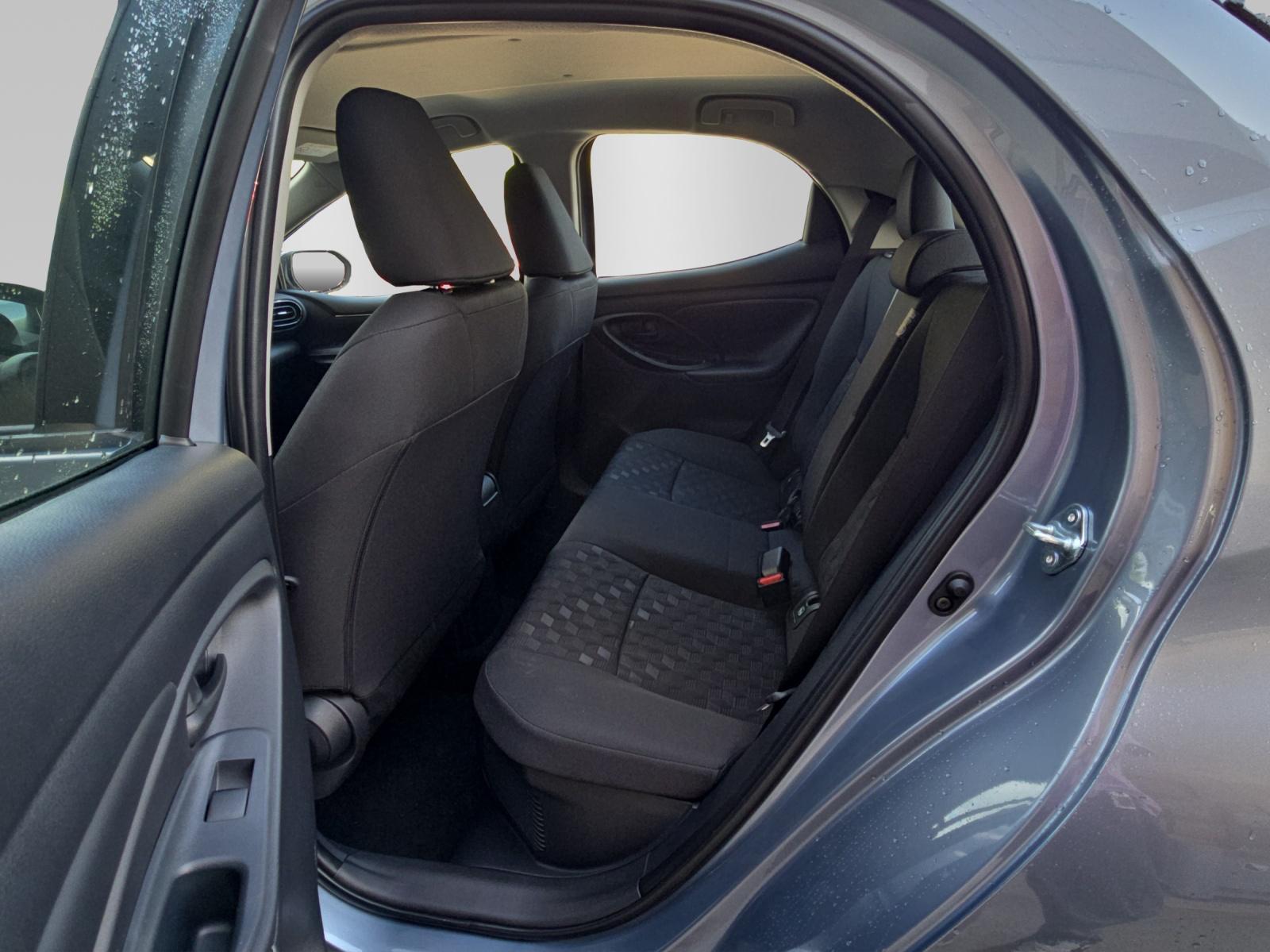 TOYOTA Yaris 1.5 VVT-i HSD Comfort-image-9