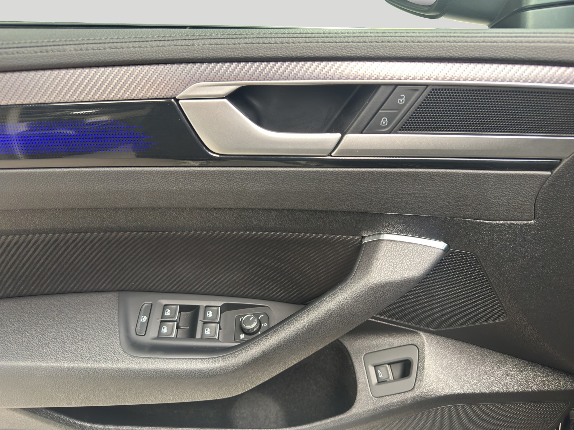 VW Arteon R SB 2.0 TSI 4Motion DSG-image-8