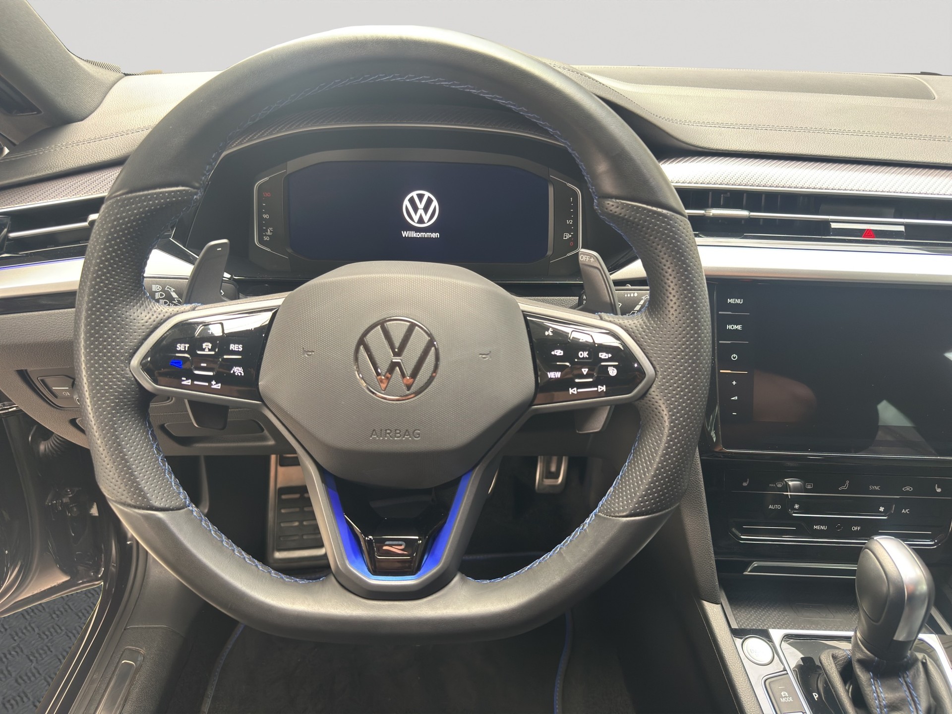 VW Arteon R SB 2.0 TSI 4Motion DSG-image-10