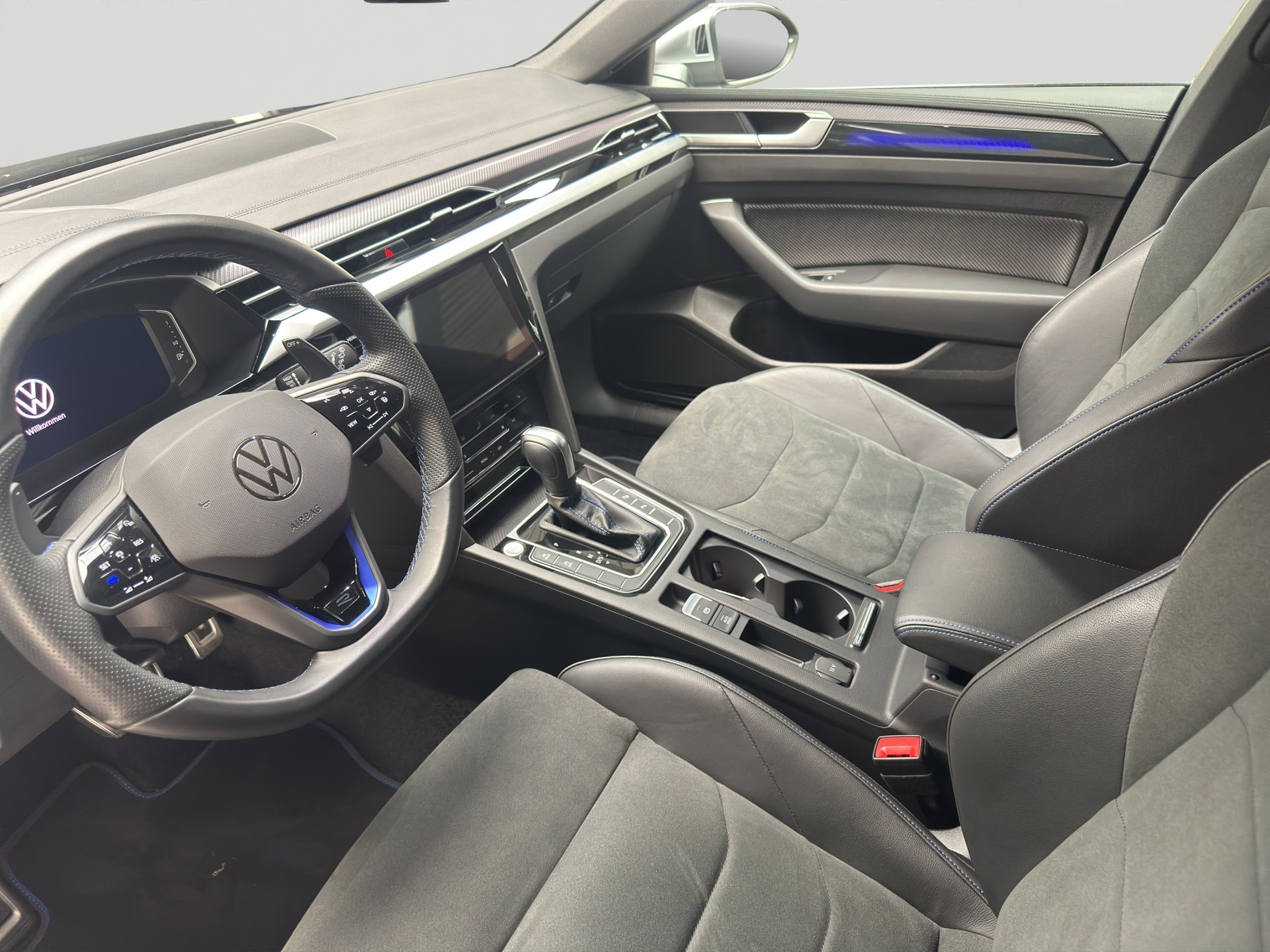 VW Arteon R SB 2.0 TSI 4Motion DSG-image-6