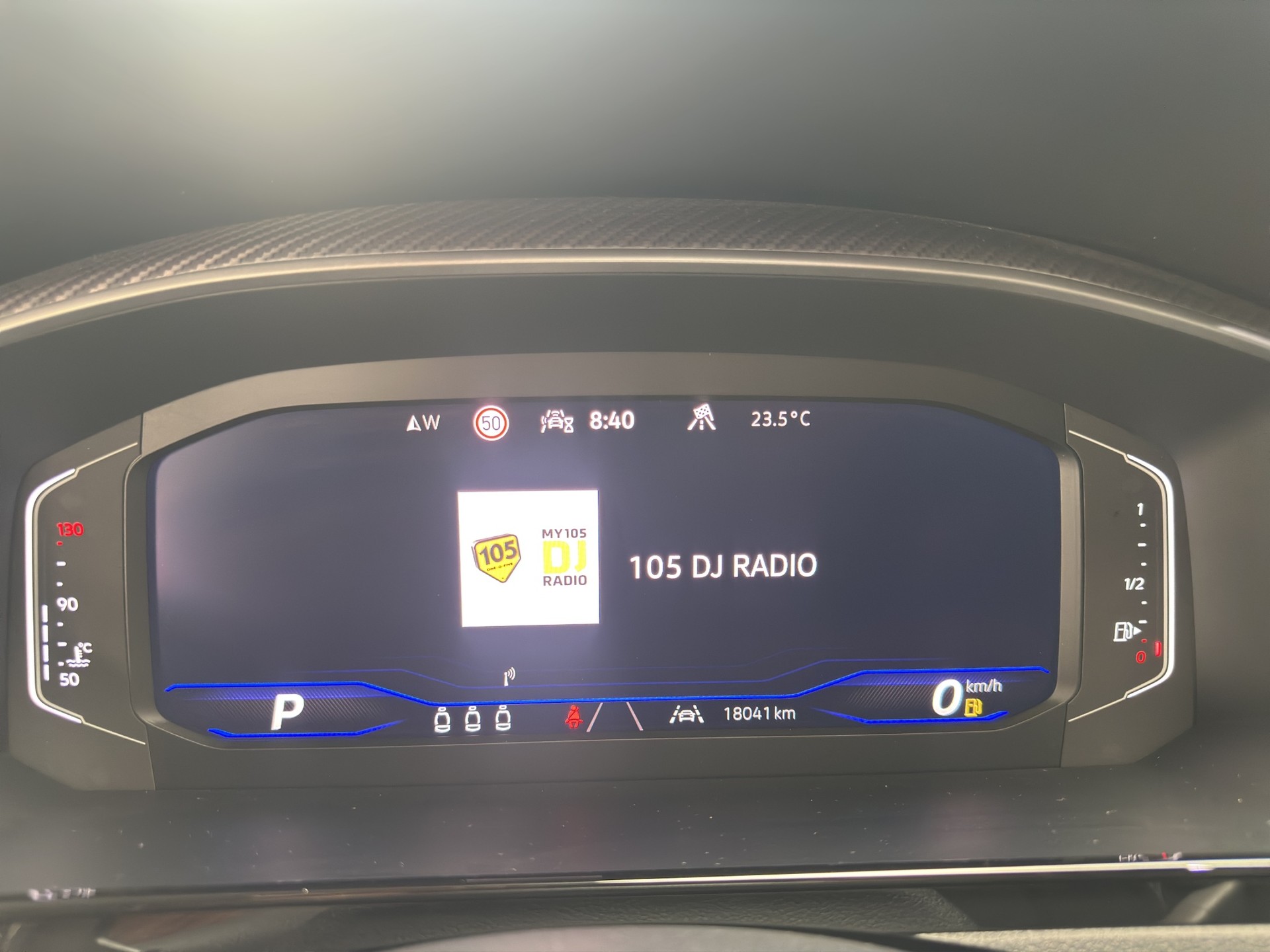 VW Arteon R SB 2.0 TSI 4Motion DSG-image-11
