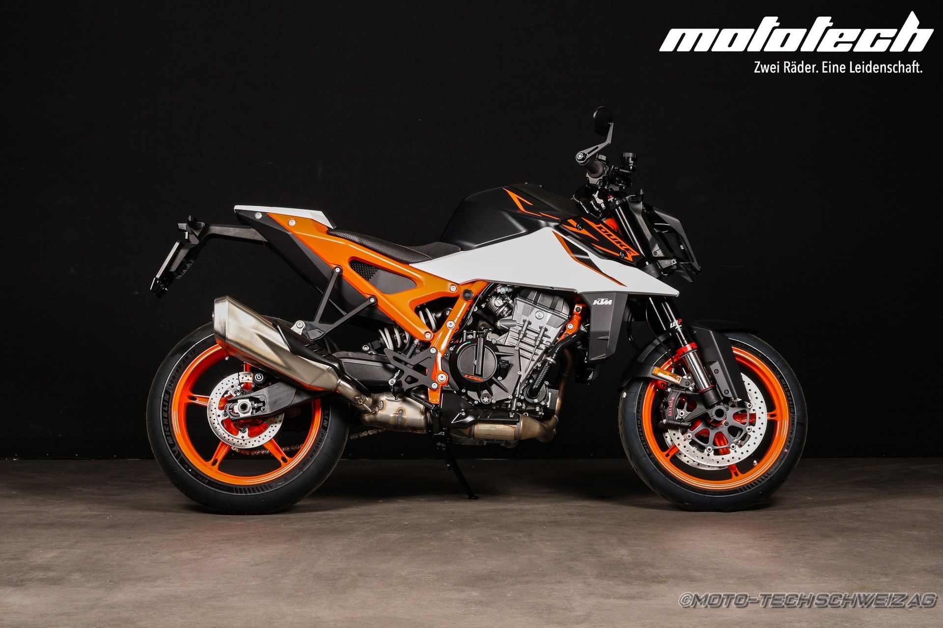 KTM 990 Duke R-image-0