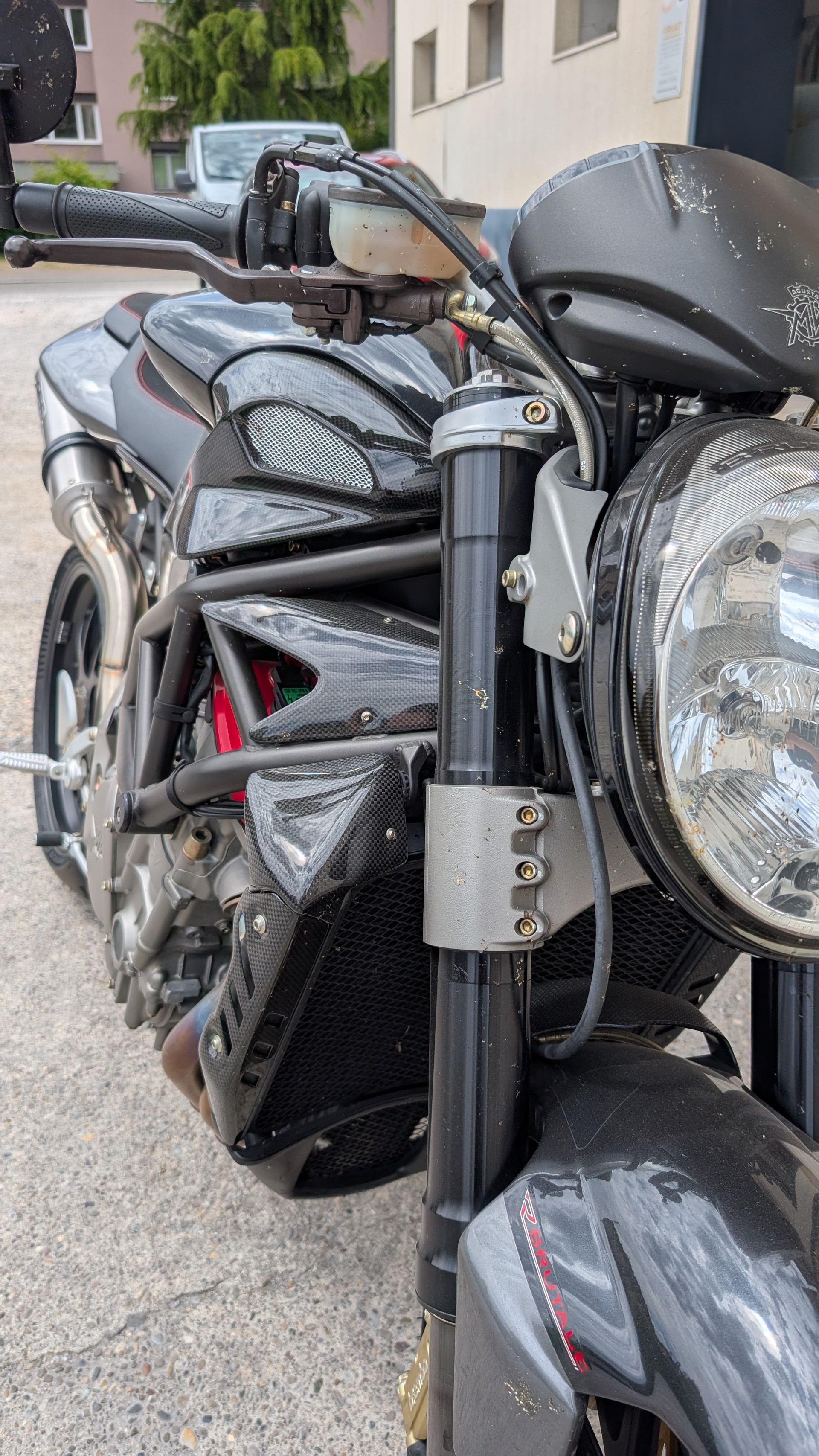 MV AGUSTA B4 Brutale 910 R-image-3
