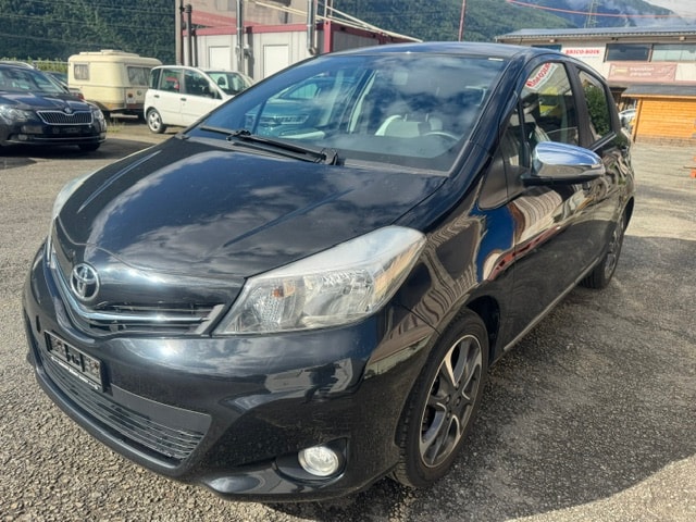 TOYOTA Yaris 1.33 Trend