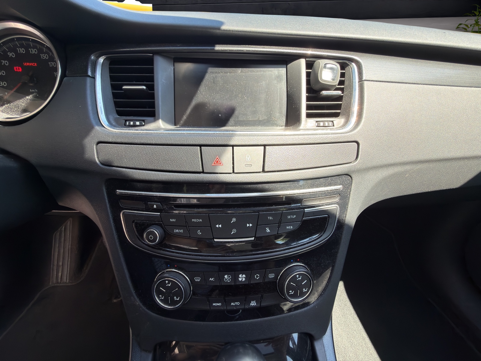 PEUGEOT 508 1.6 THP Allure-image-6