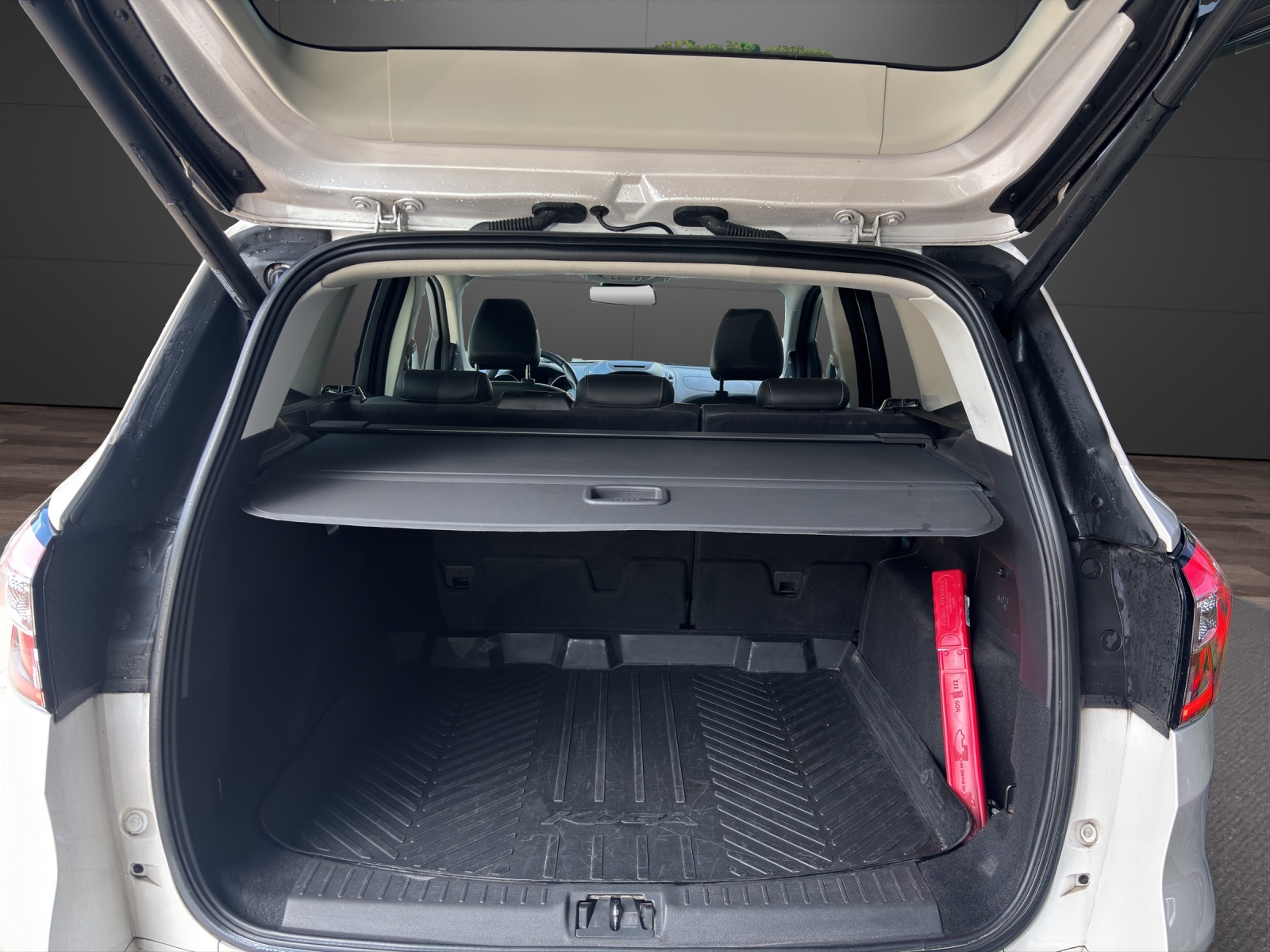 FORD Kuga 1.5 SCTi Vignale 4WD Automatic-image-12