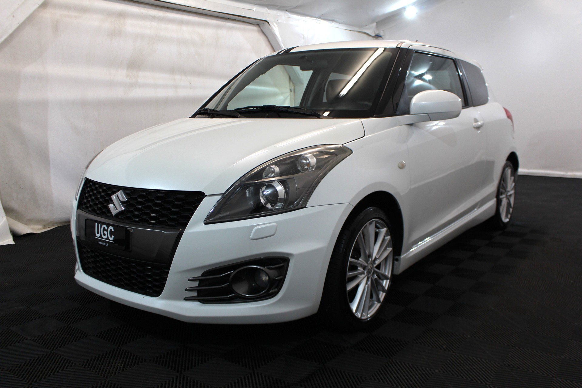 SUZUKI Swift 1.6 16V Sport-showroom-element-2