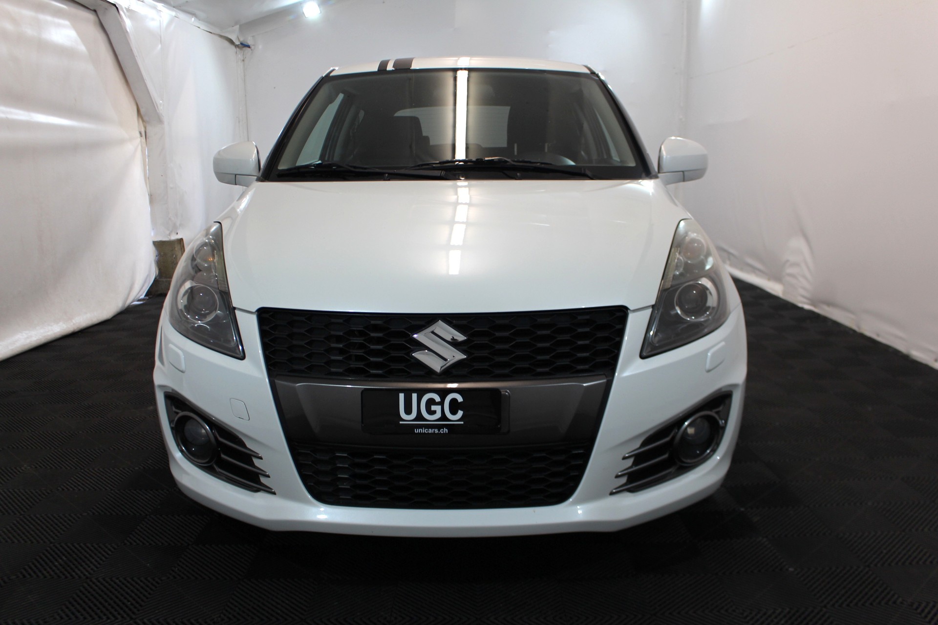 SUZUKI Swift 1.6 16V Sport-showroom-element-1