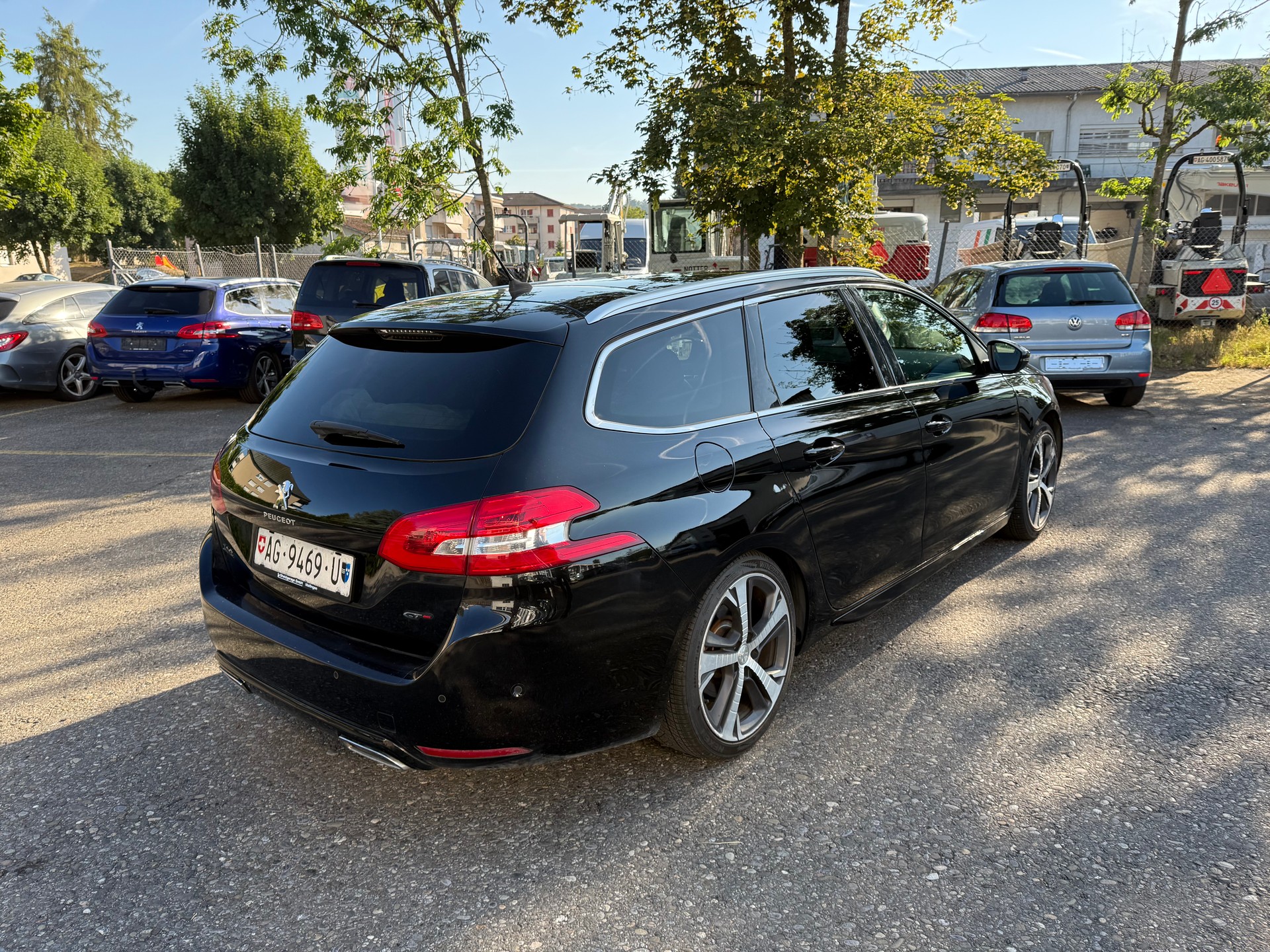 PEUGEOT 308 SW 1.6 eTHP GT-showroom-element-2