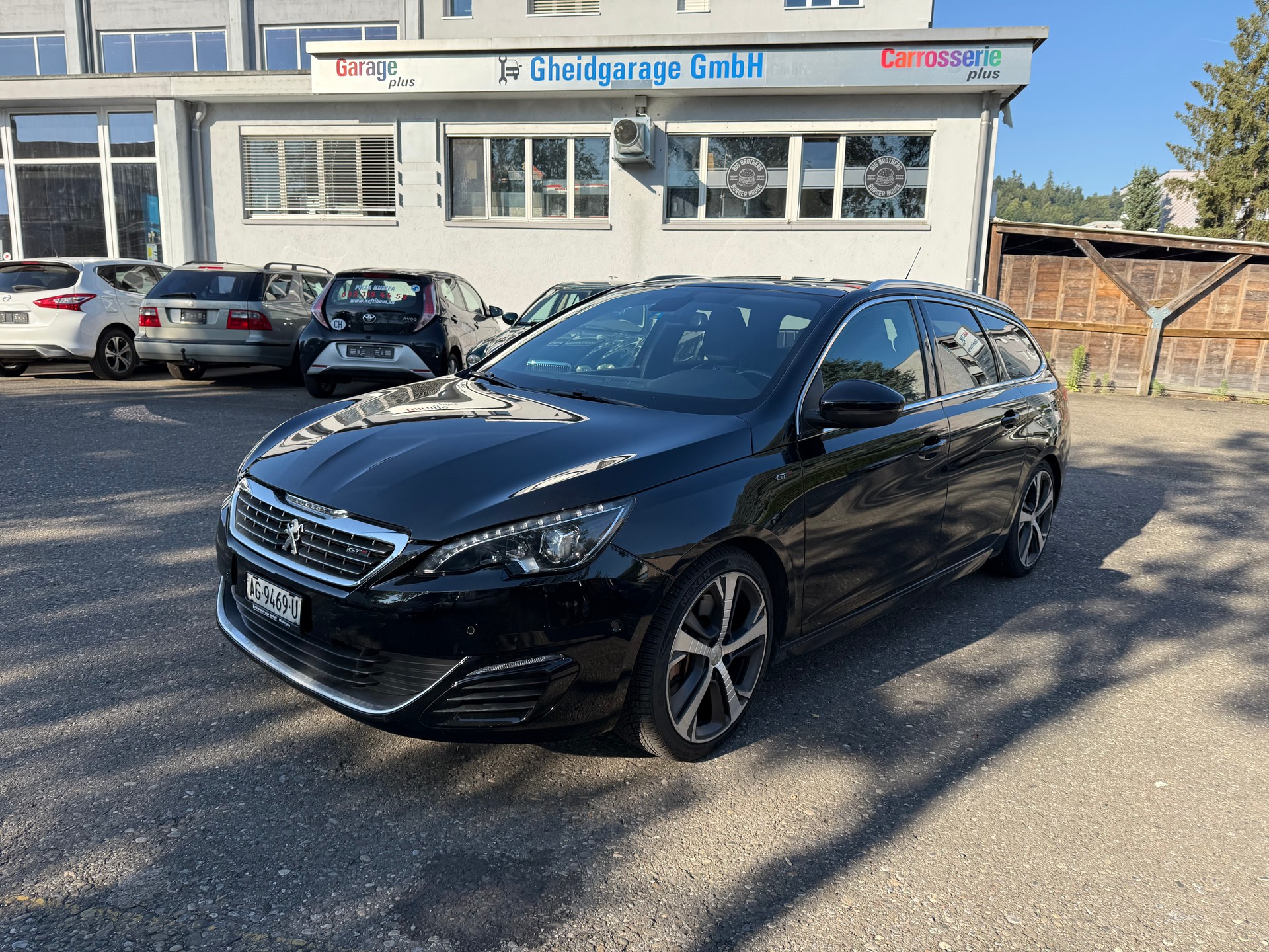 PEUGEOT 308 SW 1.6 eTHP GT-showroom-element-1