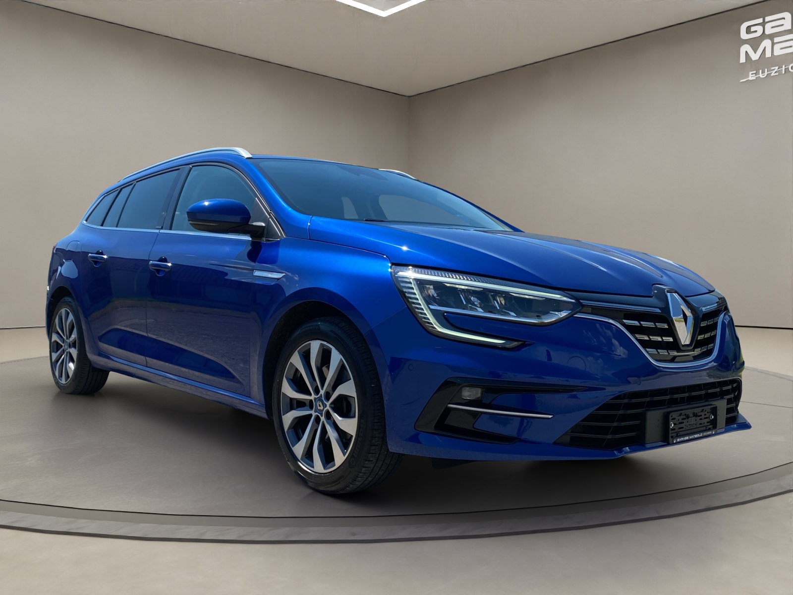 RENAULT Mégane Grandtour 1.6 E-Tech Intens-image-6
