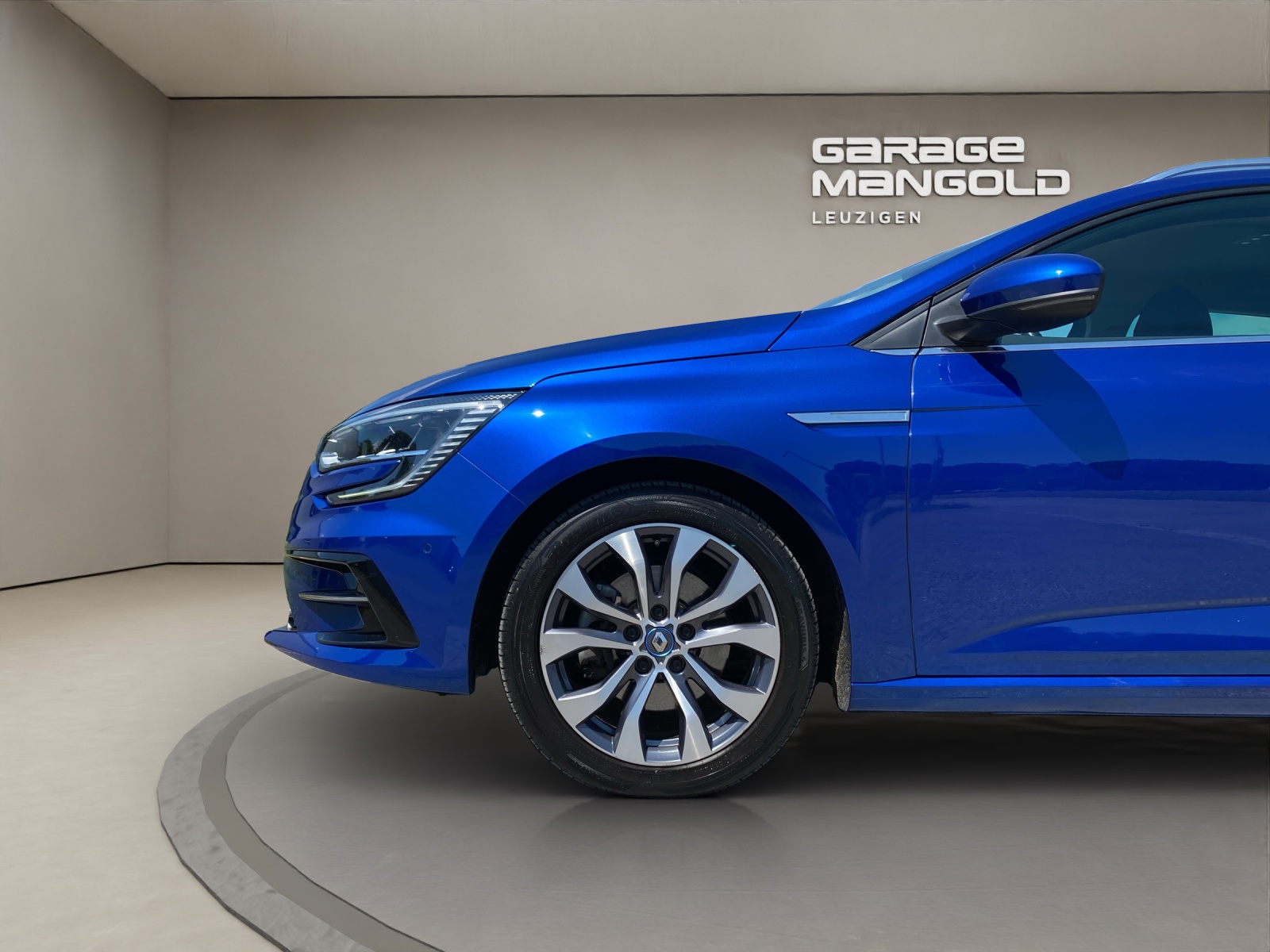 RENAULT Mégane Grandtour 1.6 E-Tech Intens-image-13