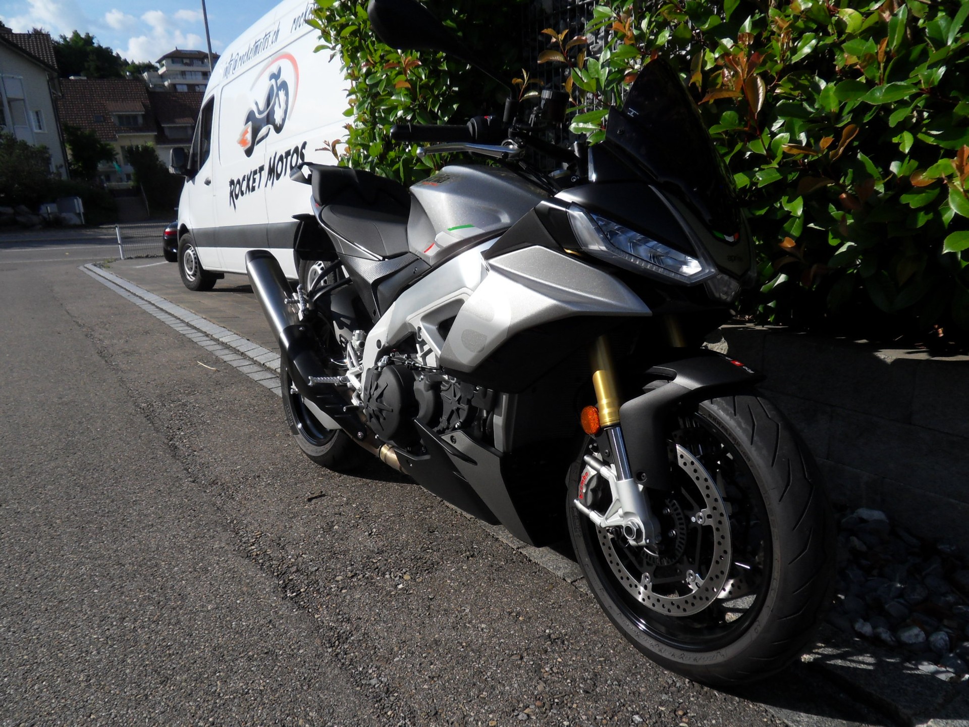 APRILIA Tuono V4 1100-image-3
