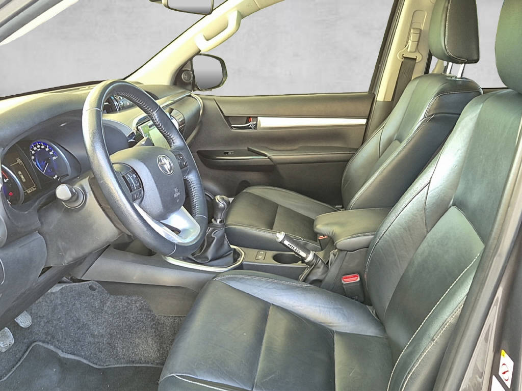 TOYOTA Hi-Lux Double Cab.-Pick-up 2.4 D-4D 150 Sol Premium-image-8