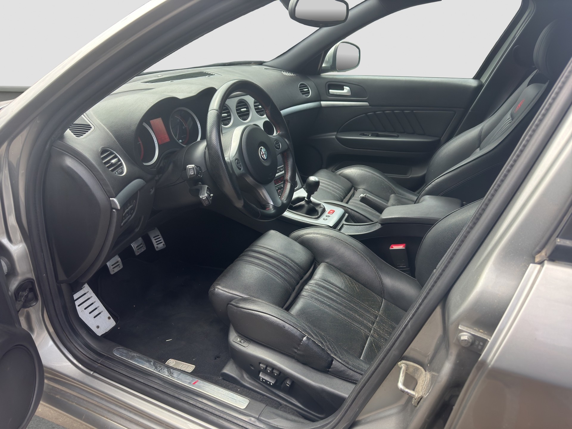 ALFA ROMEO 159 Sportwagon 2.4 JTD Q4 TI-image-7