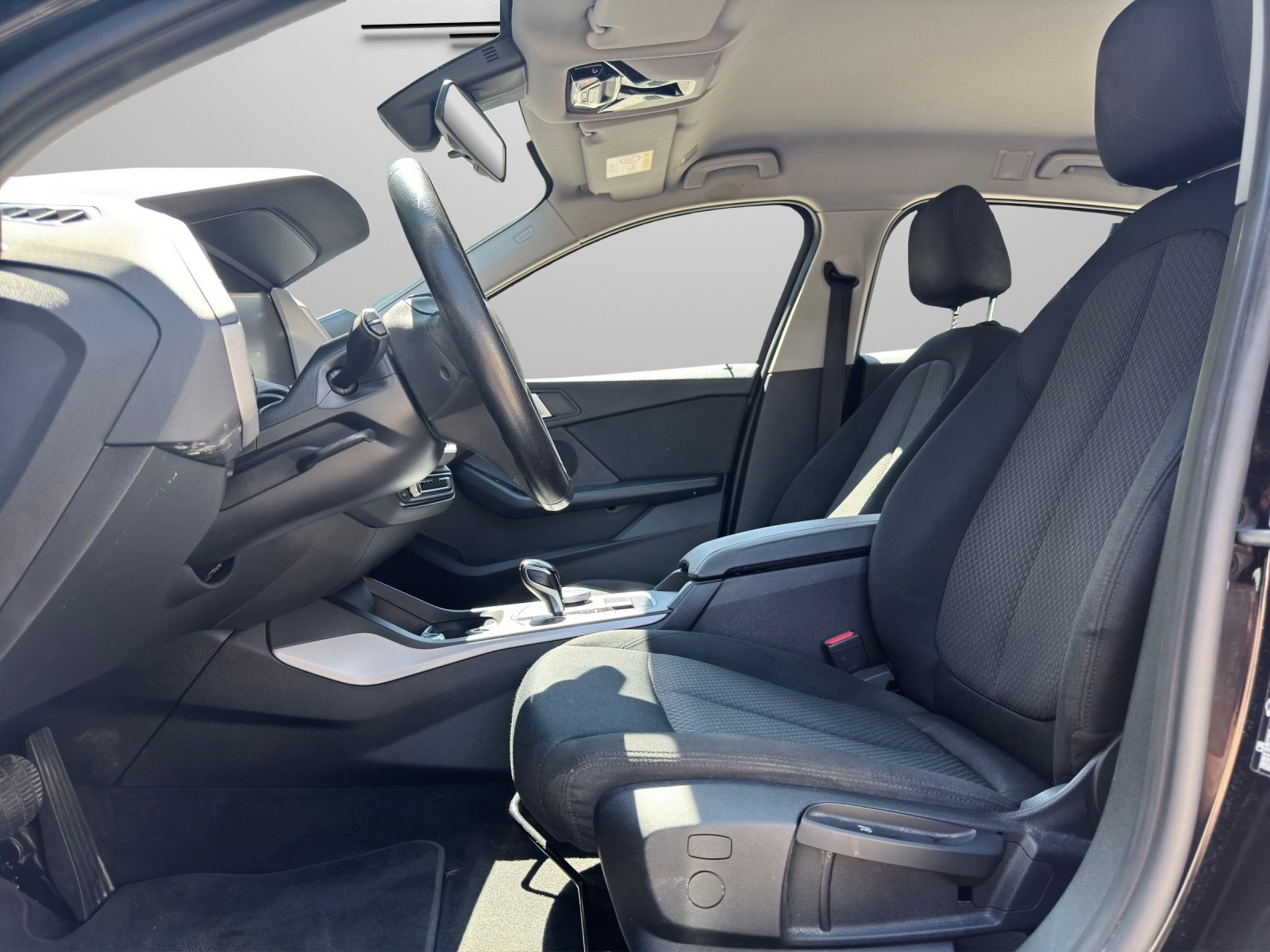 BMW 118i Steptronic-image-7