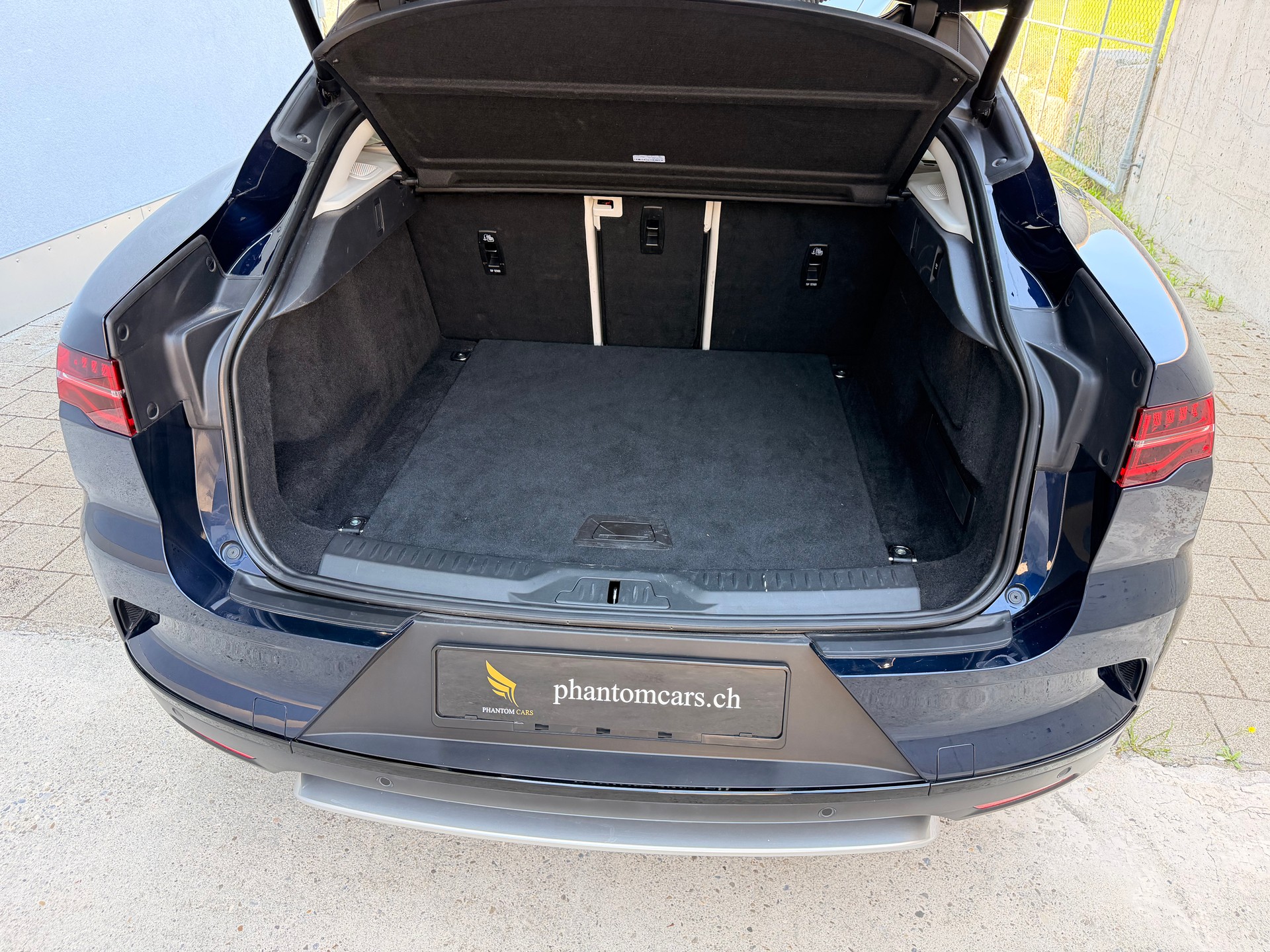 JAGUAR I-Pace EV400 HSE AWD-image-23