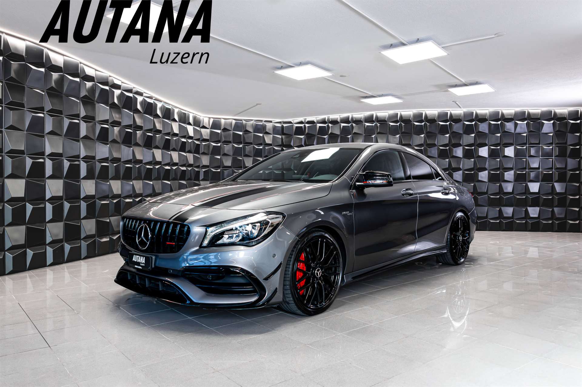 MERCEDES-BENZ CLA 45 AMG 4Matic Speedshift
