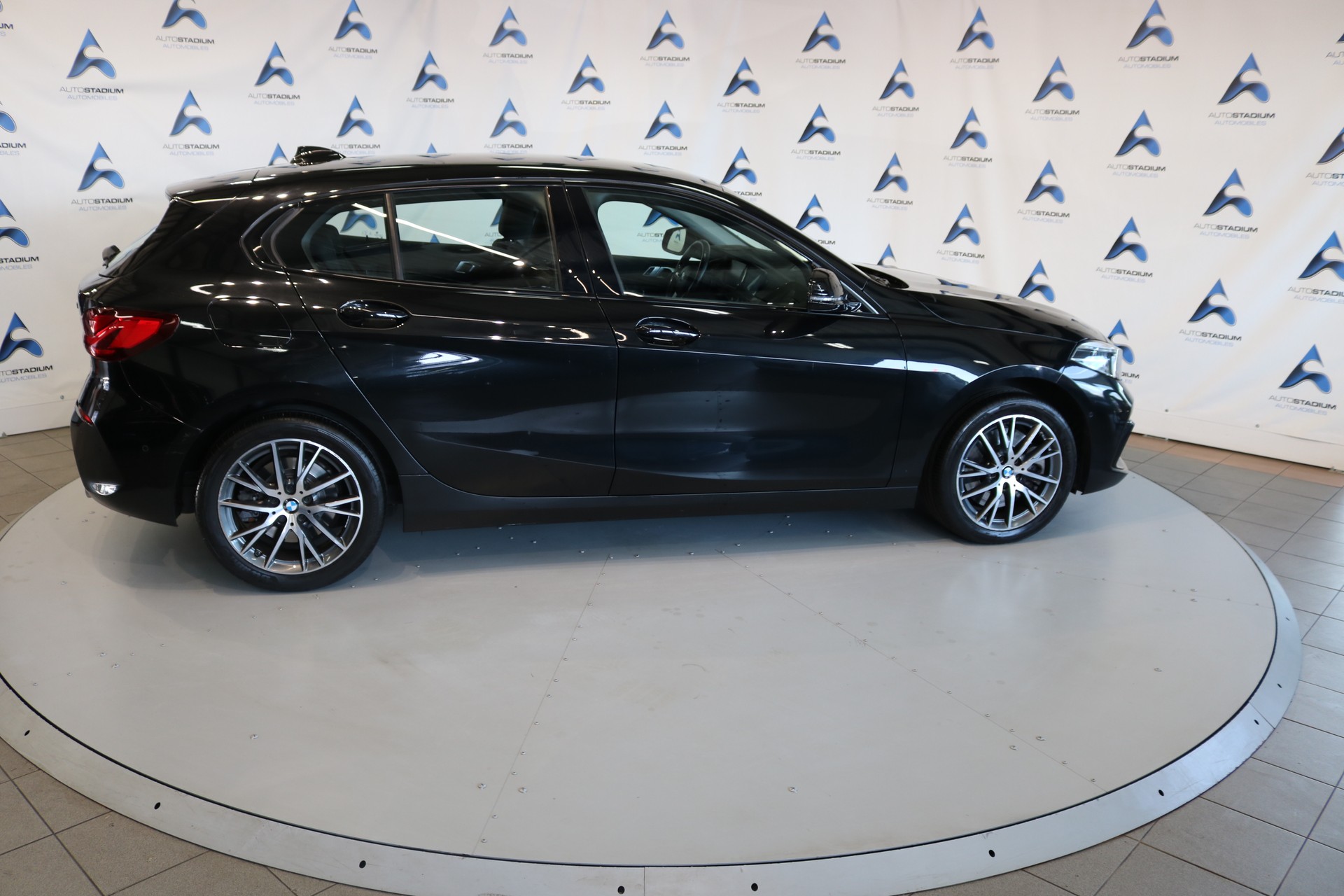 BMW 120d xDrive Steptronic Sport Line-image-39