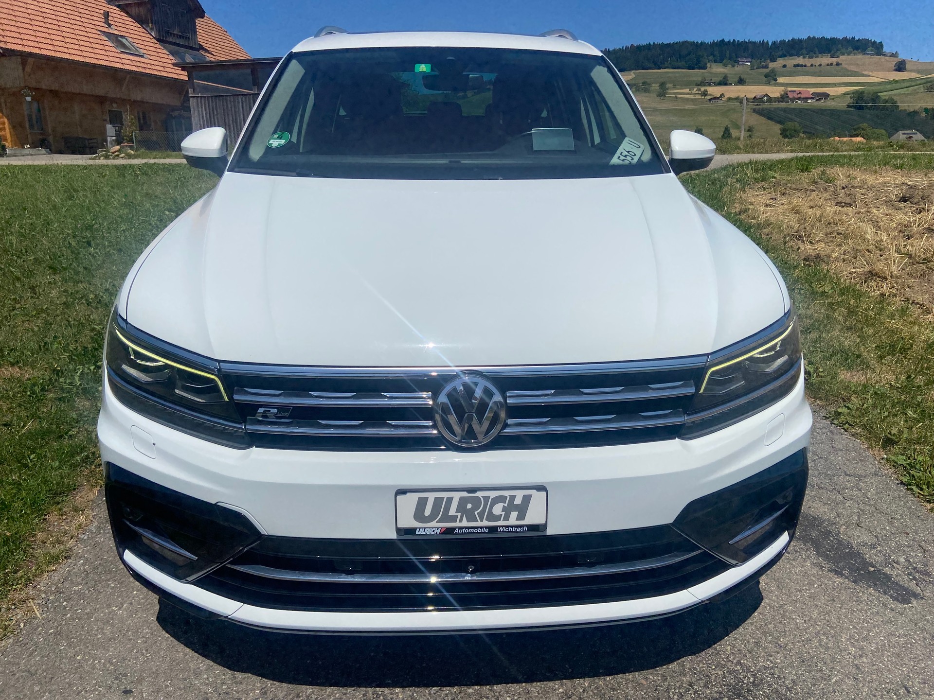 VW Tiguan 2.0 TDI SCR Highline 4Motion DSG R LINE-image-2