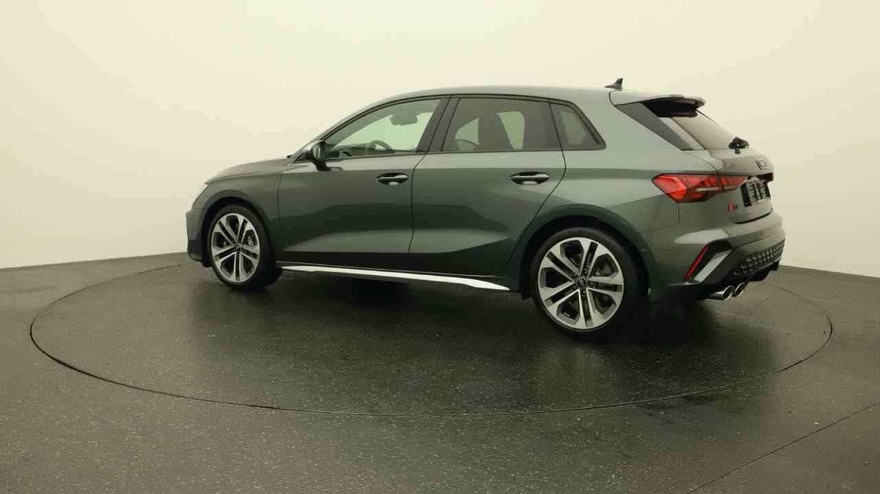 AUDI S3 Sportback TFSI quattro S-tronic-showroom-element-2