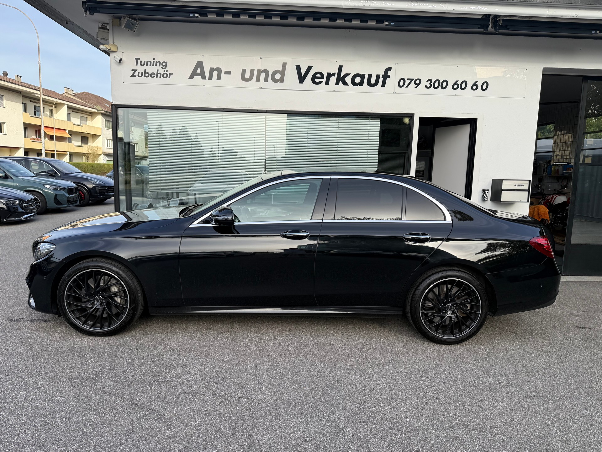 MERCEDES-BENZ E 450 AMG Line 4Matic 9G-Tronic-showroom-element-2
