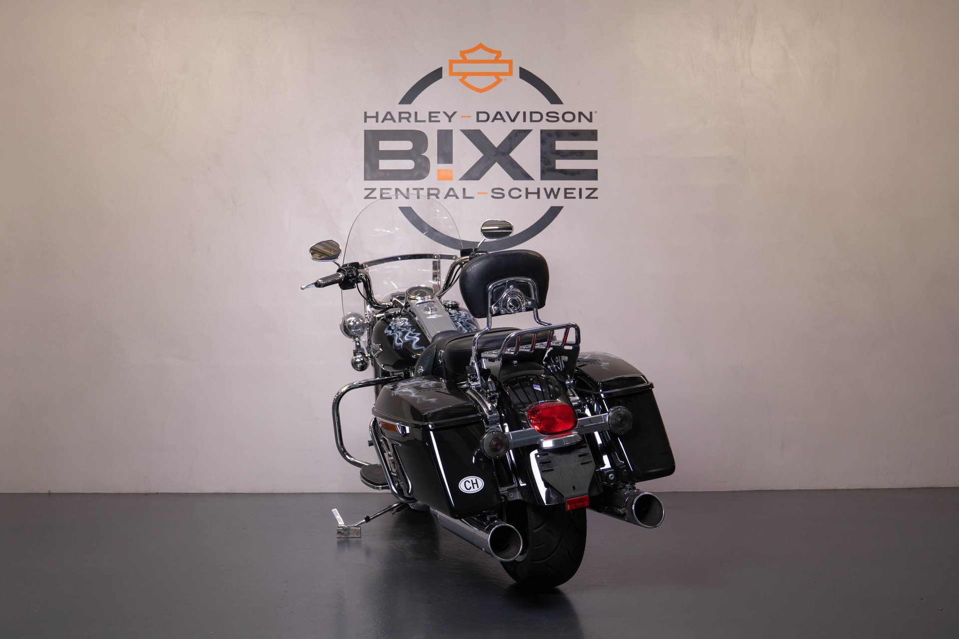 HARLEY-DAVIDSON FLHR Road King 107 ABS-image-8