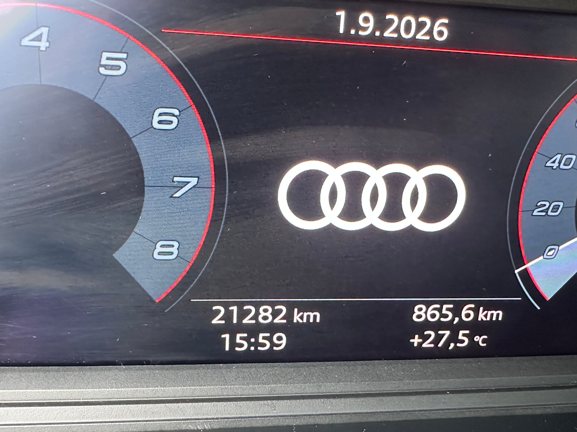 AUDI A1 Sportback 30 TFSI Attraction S-tronic-image-17