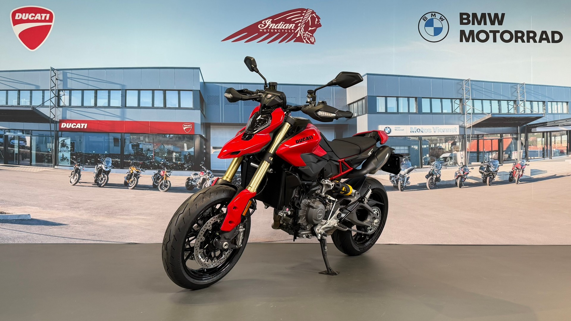 DUCATI Hypermotard V2-image-2