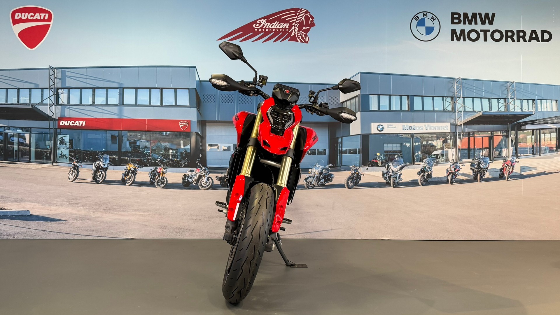 DUCATI Hypermotard V2-image-1
