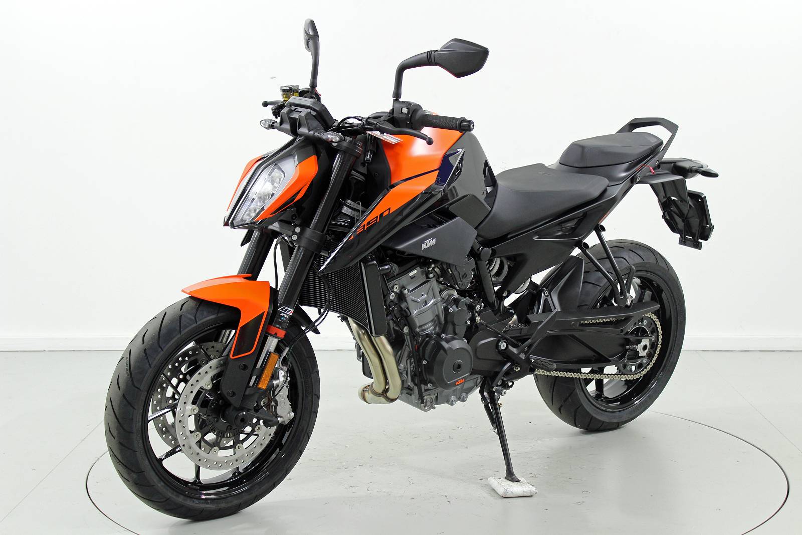 KTM 890 Duke ABS-image-2