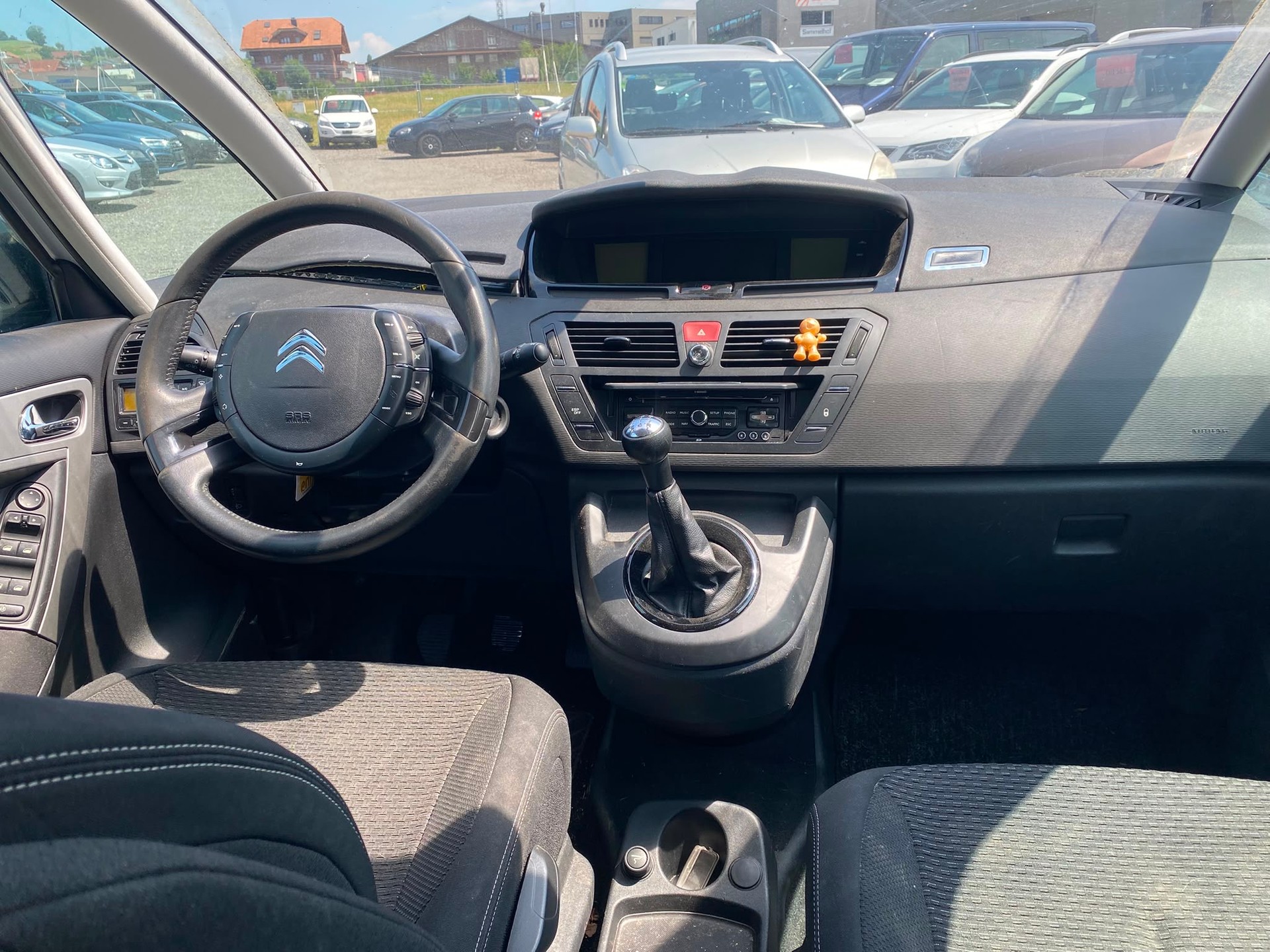 CITROEN Grand C4 Picasso 1.6i 16V Essentiel-image-9